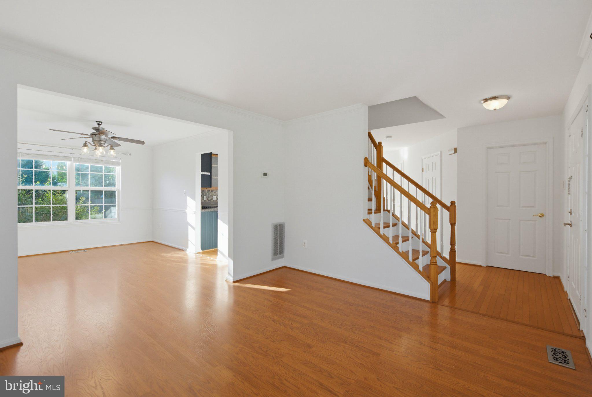 5957 REAVES LANE