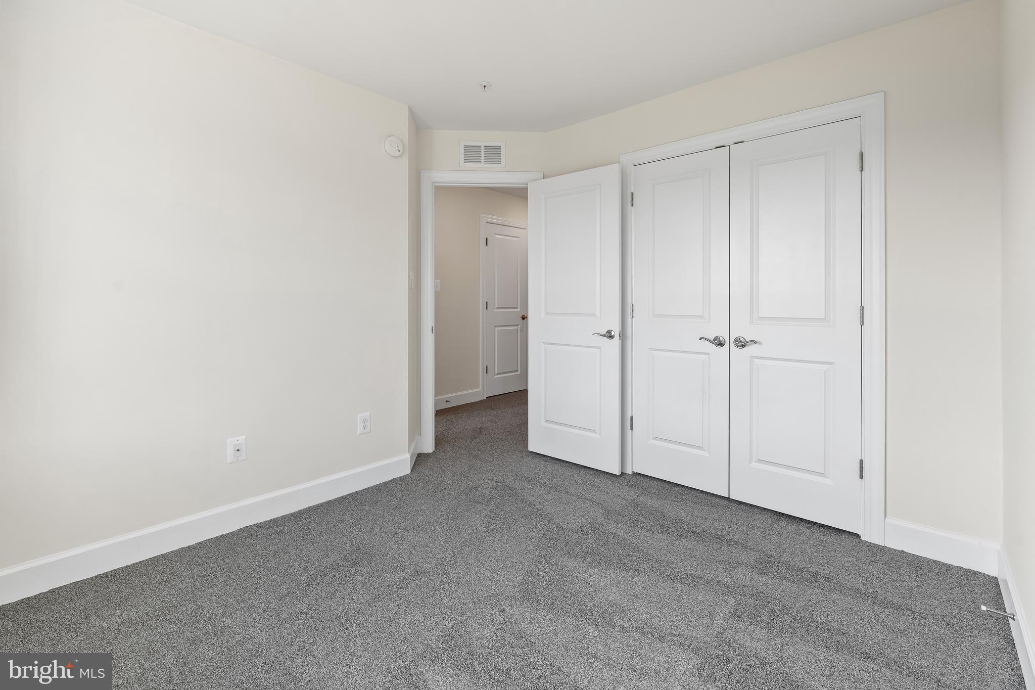 HAMILTON PARK - Residential Lease