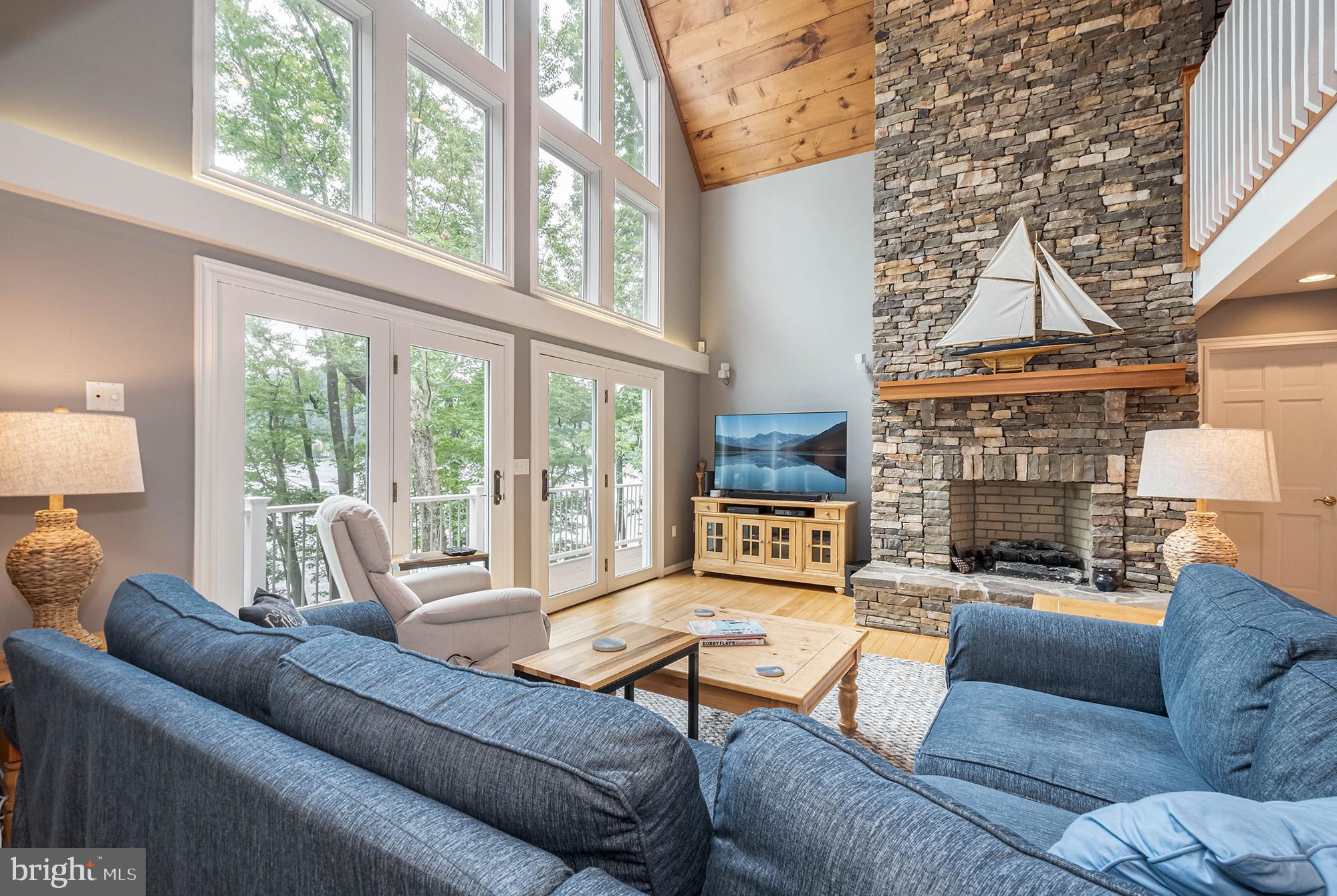 MEADOW MOUNTAIN - Residential