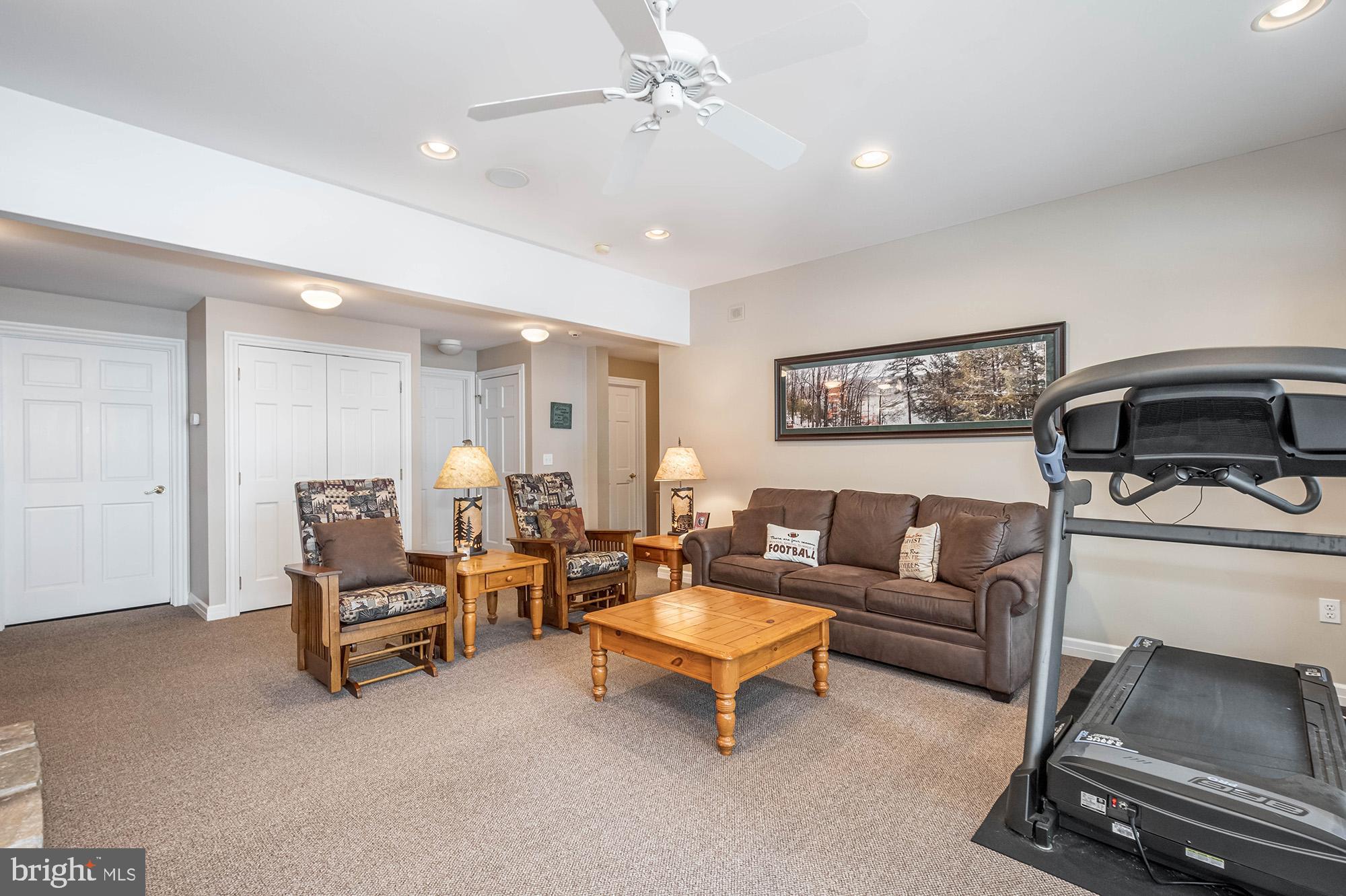 MEADOW MOUNTAIN - Residential