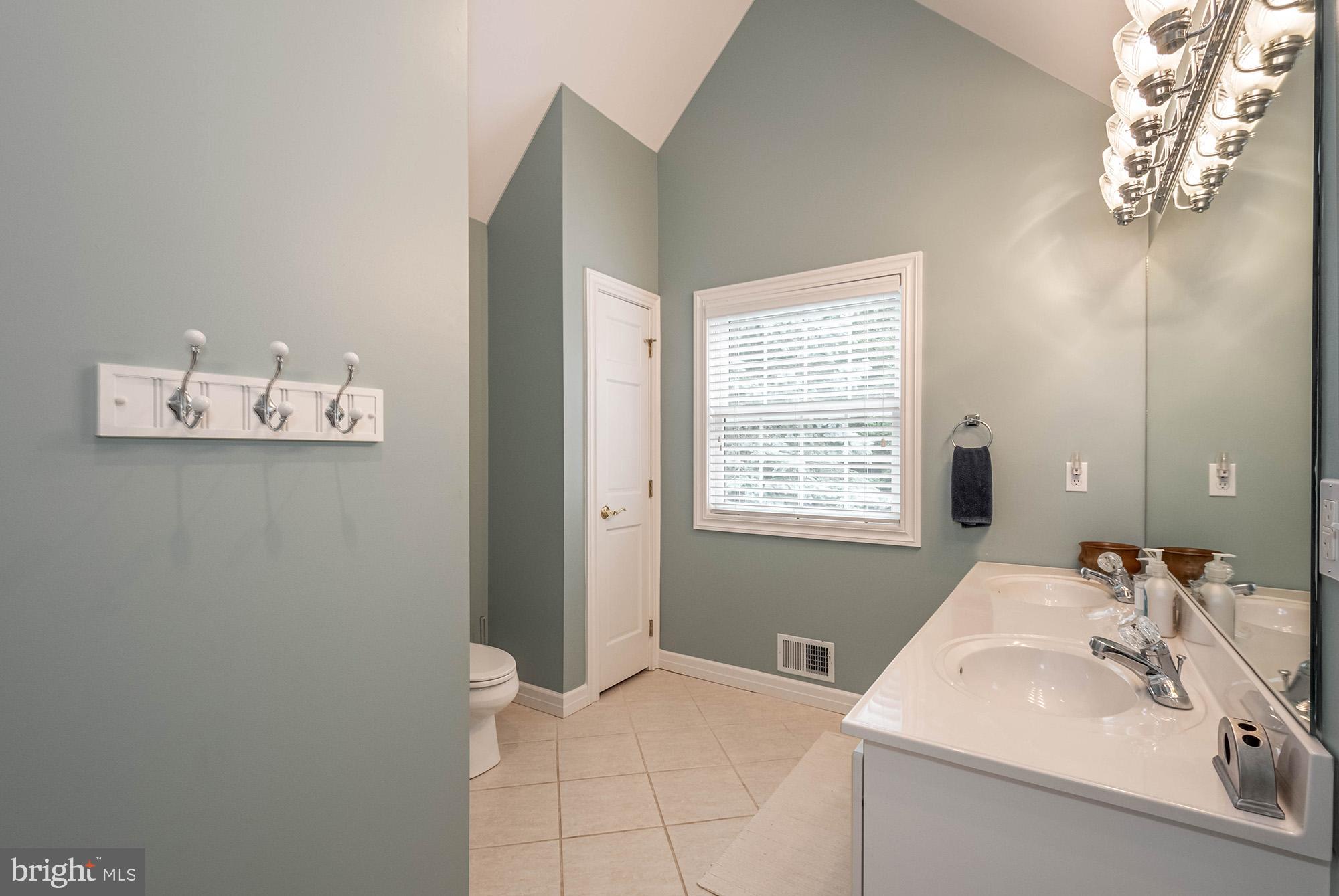 MEADOW MOUNTAIN - Residential