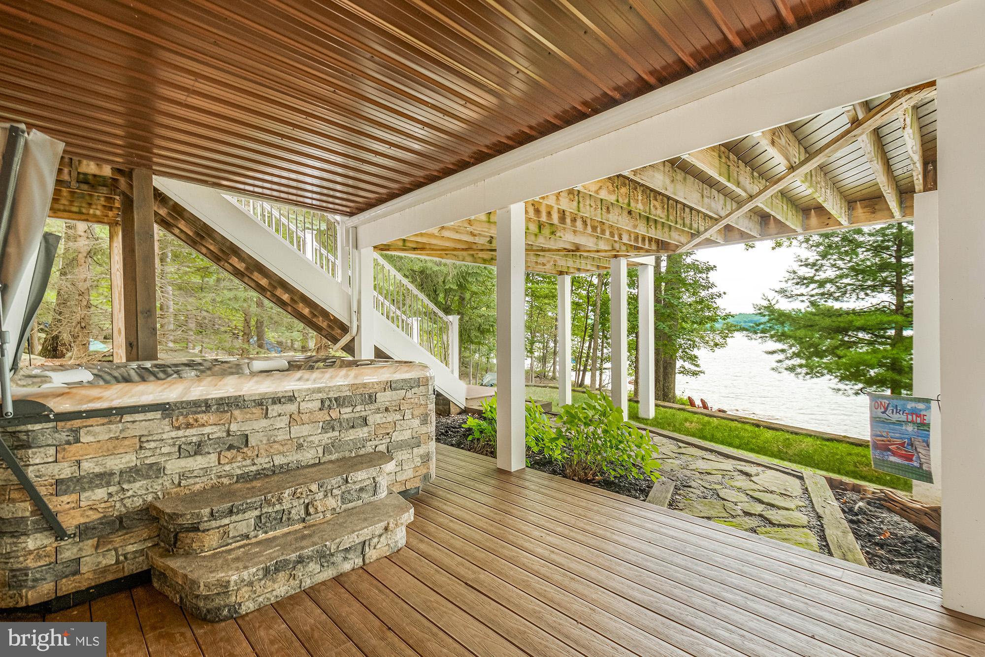 MEADOW MOUNTAIN - Residential