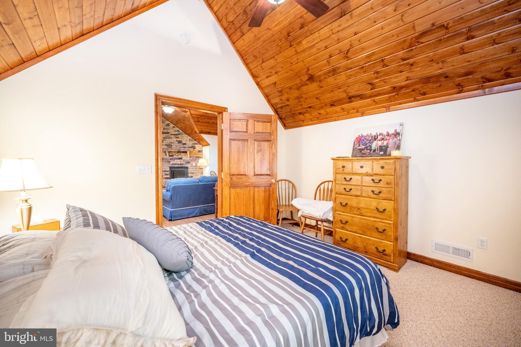 MEADOW MOUNTAIN - Residential