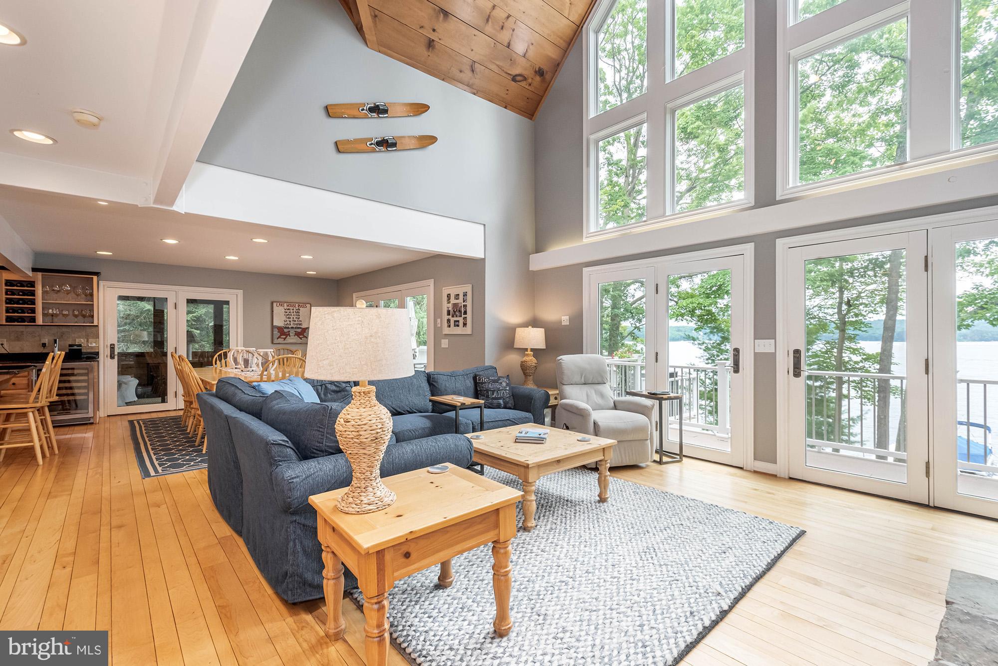 MEADOW MOUNTAIN - Residential