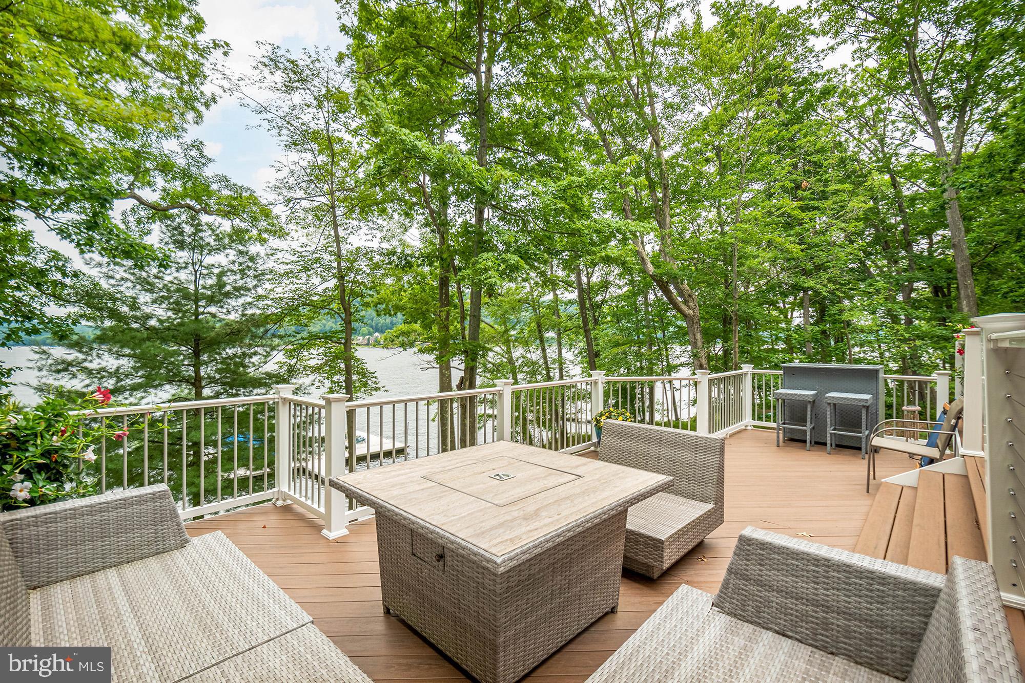 MEADOW MOUNTAIN - Residential