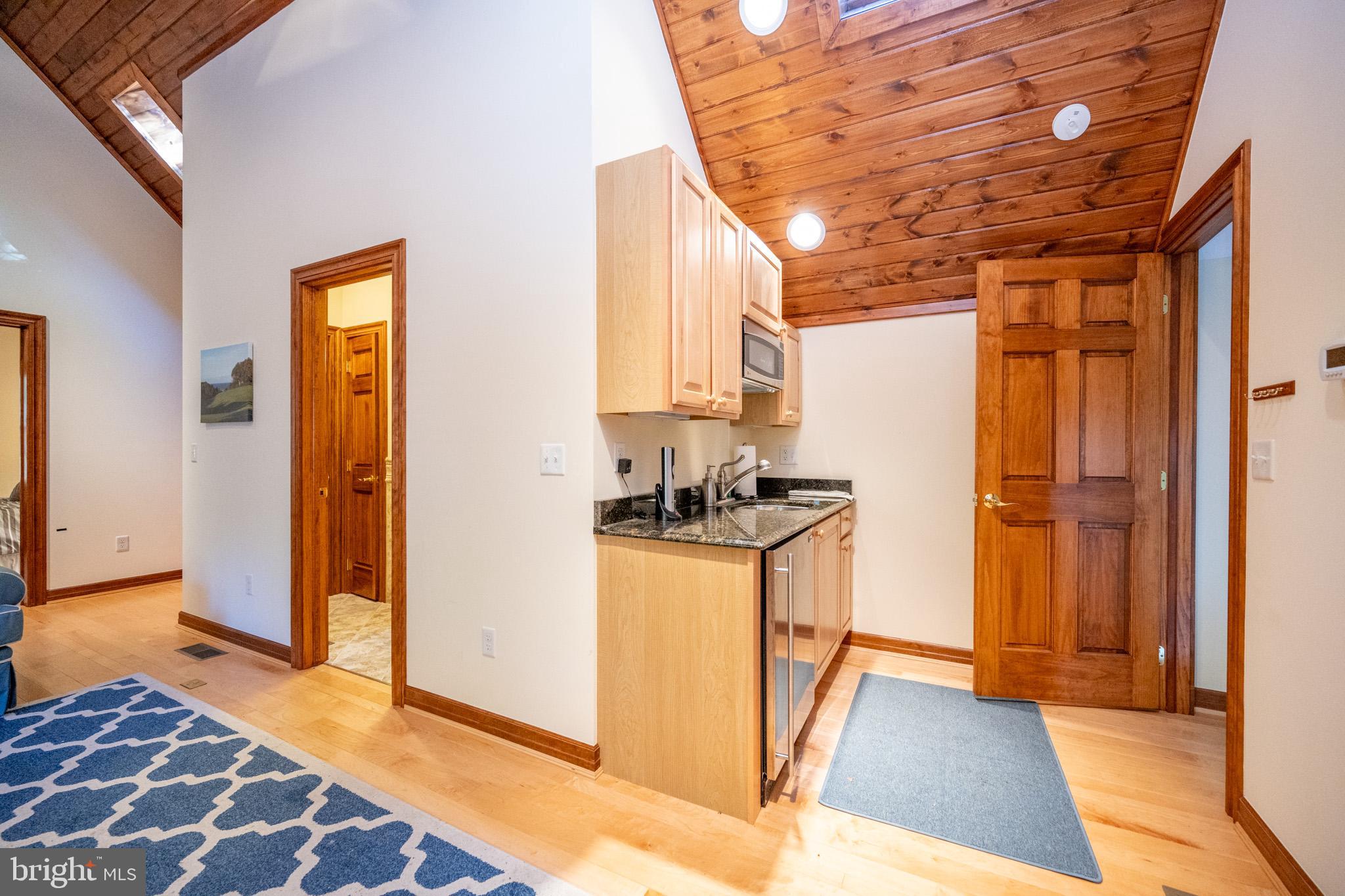 MEADOW MOUNTAIN - Residential