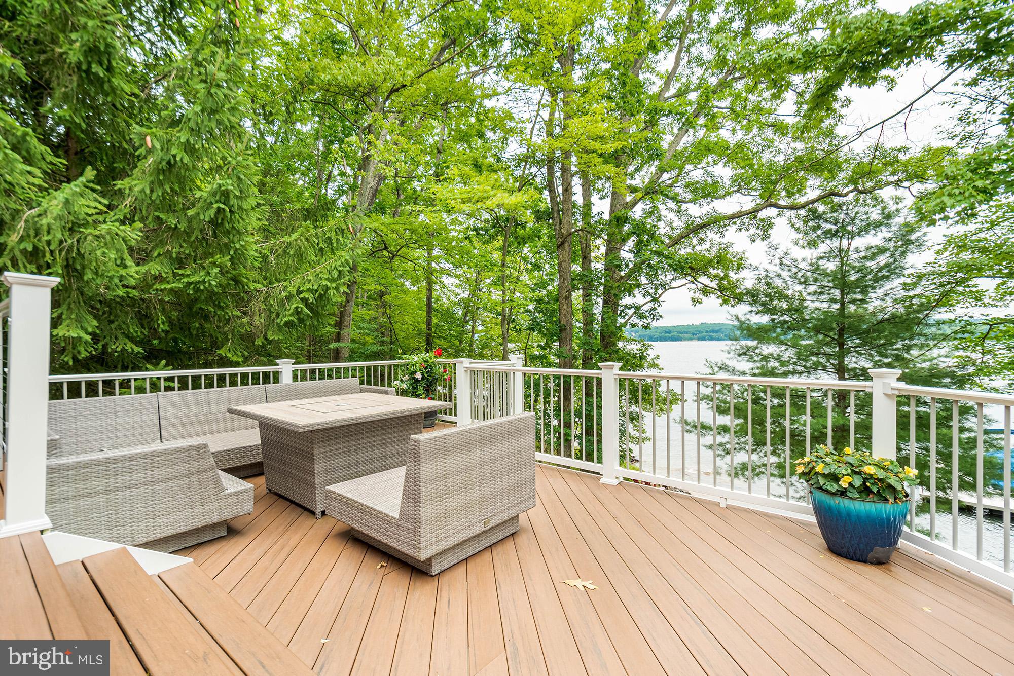 MEADOW MOUNTAIN - Residential