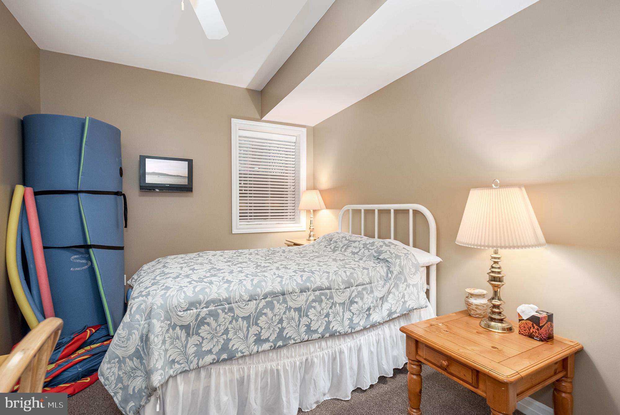 MEADOW MOUNTAIN - Residential