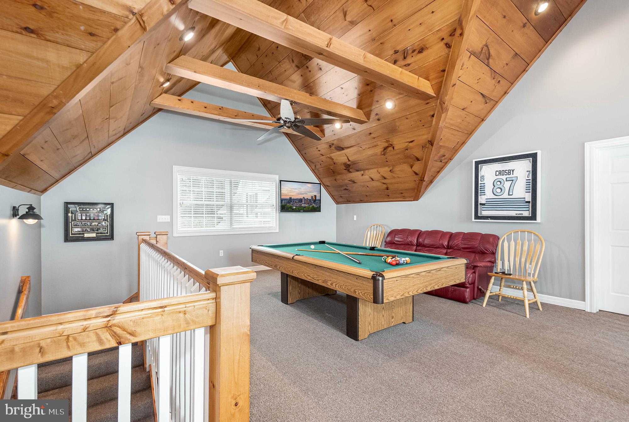 MEADOW MOUNTAIN - Residential