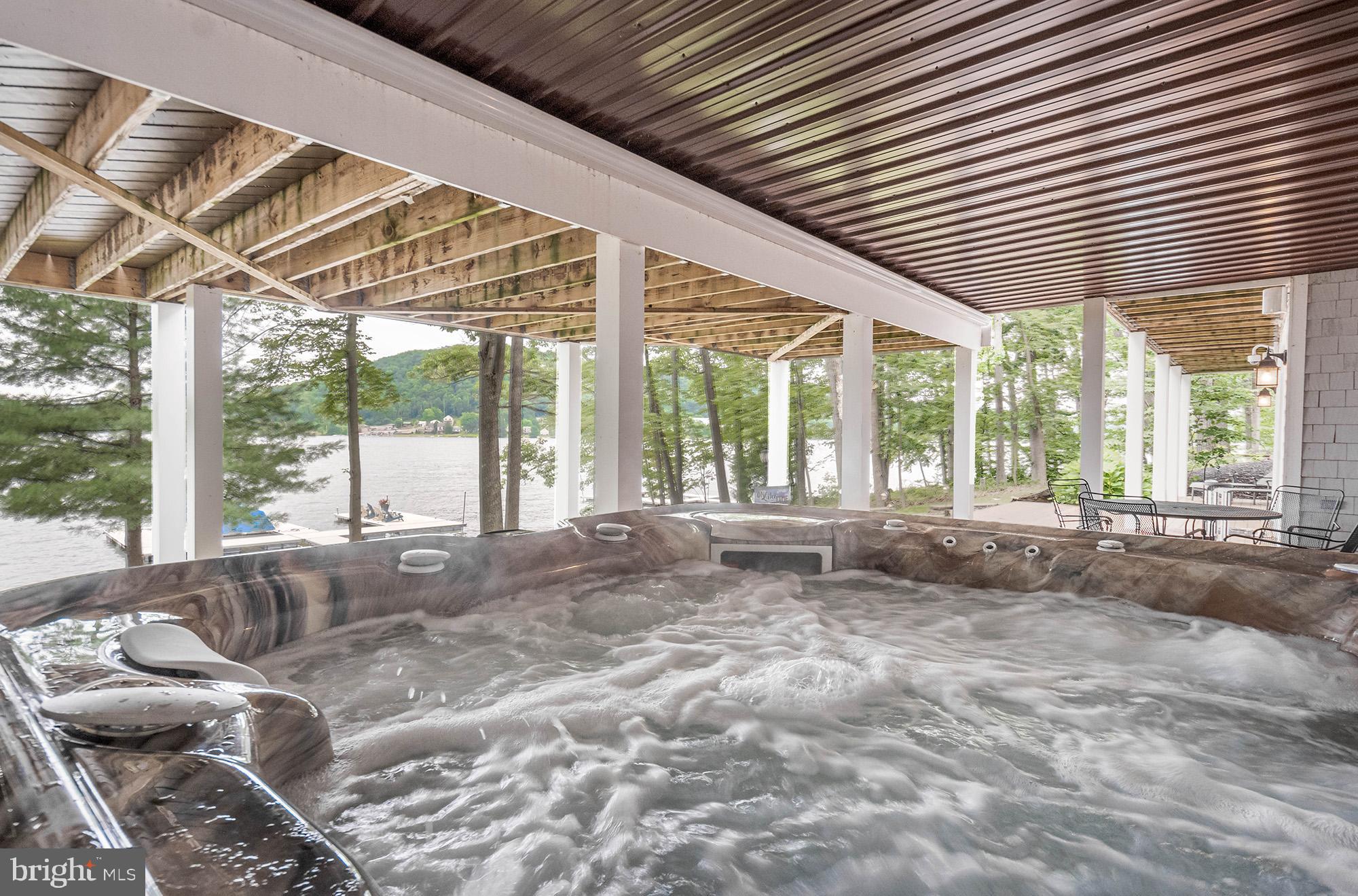 MEADOW MOUNTAIN - Residential