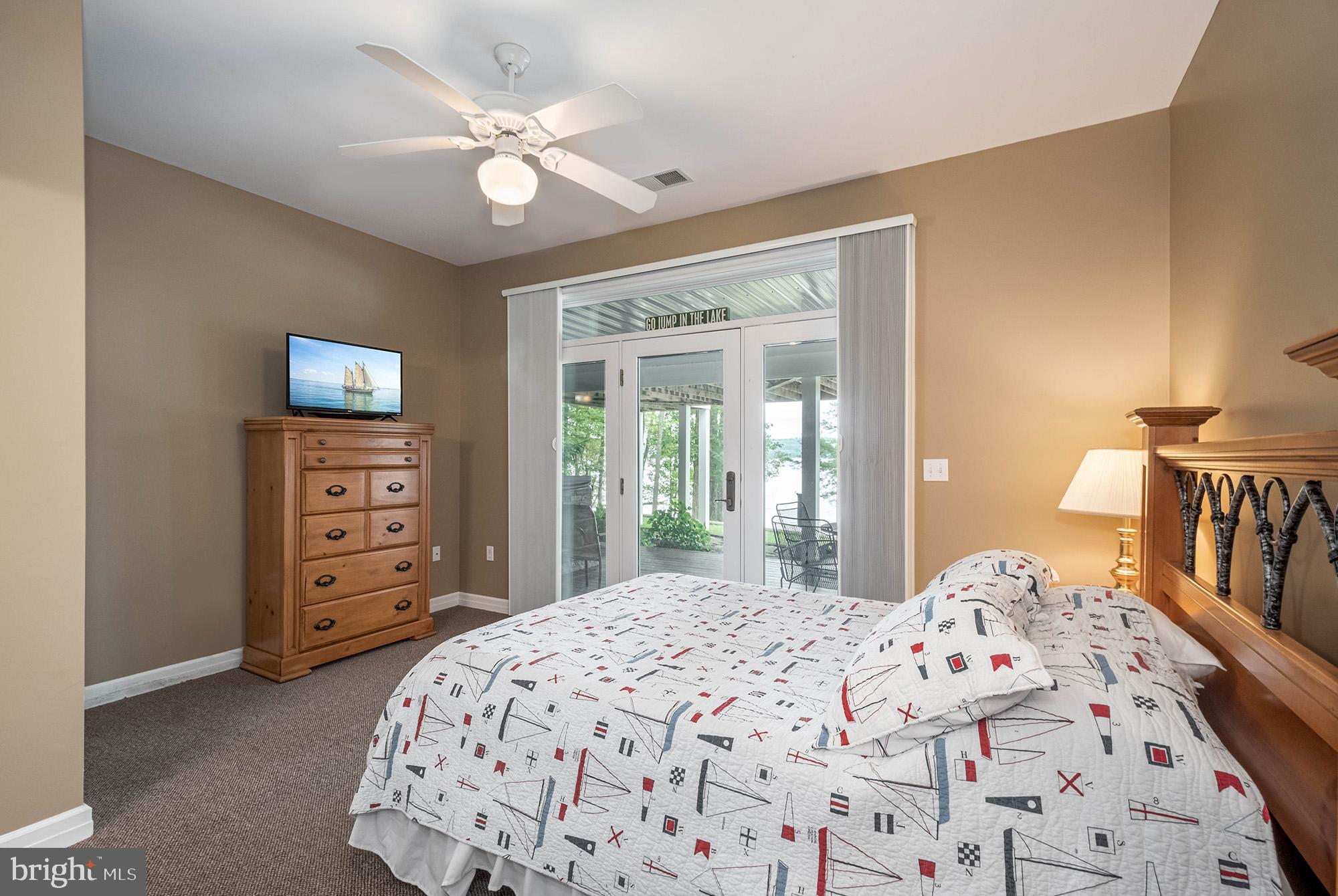 MEADOW MOUNTAIN - Residential