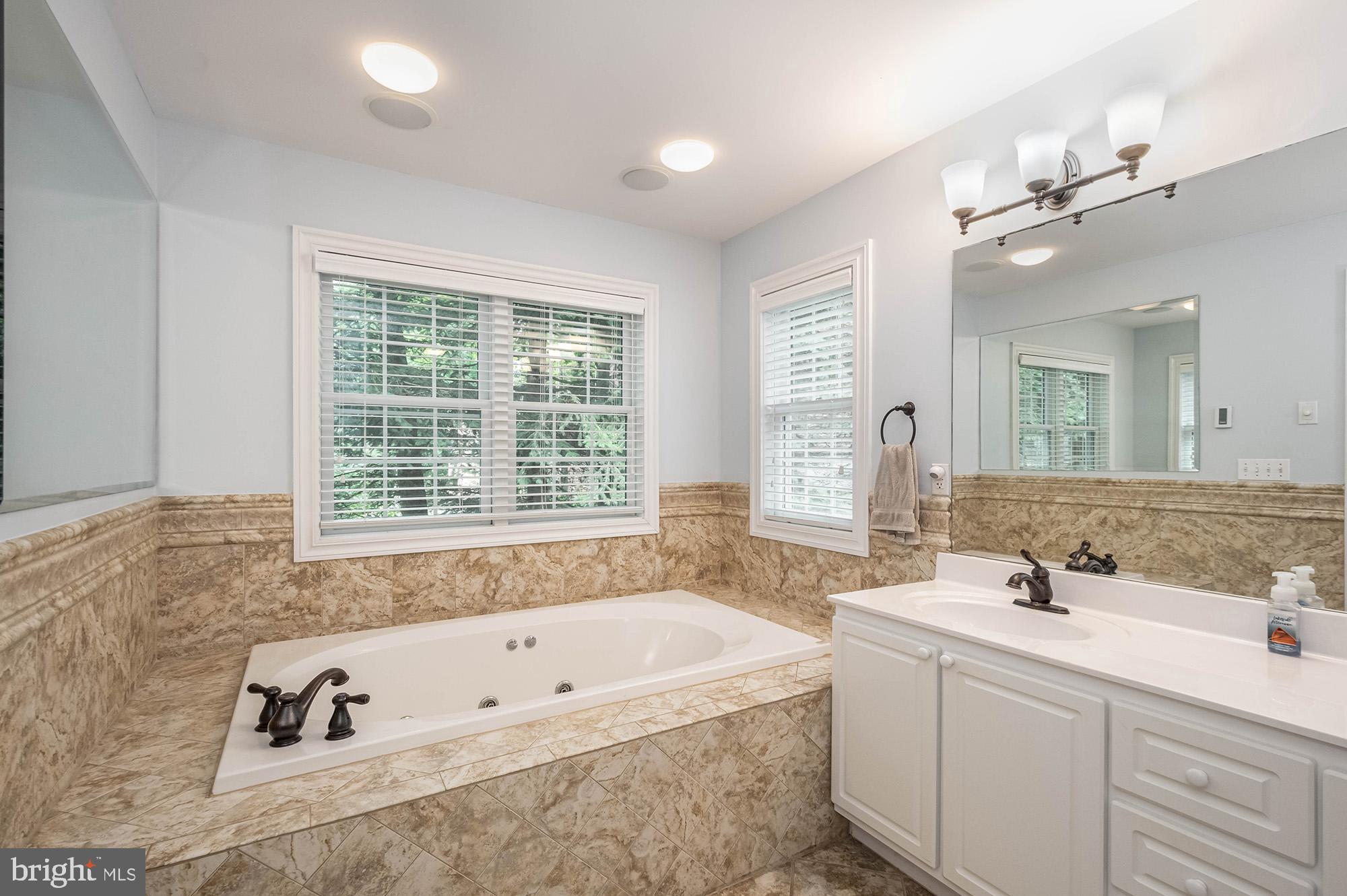 MEADOW MOUNTAIN - Residential