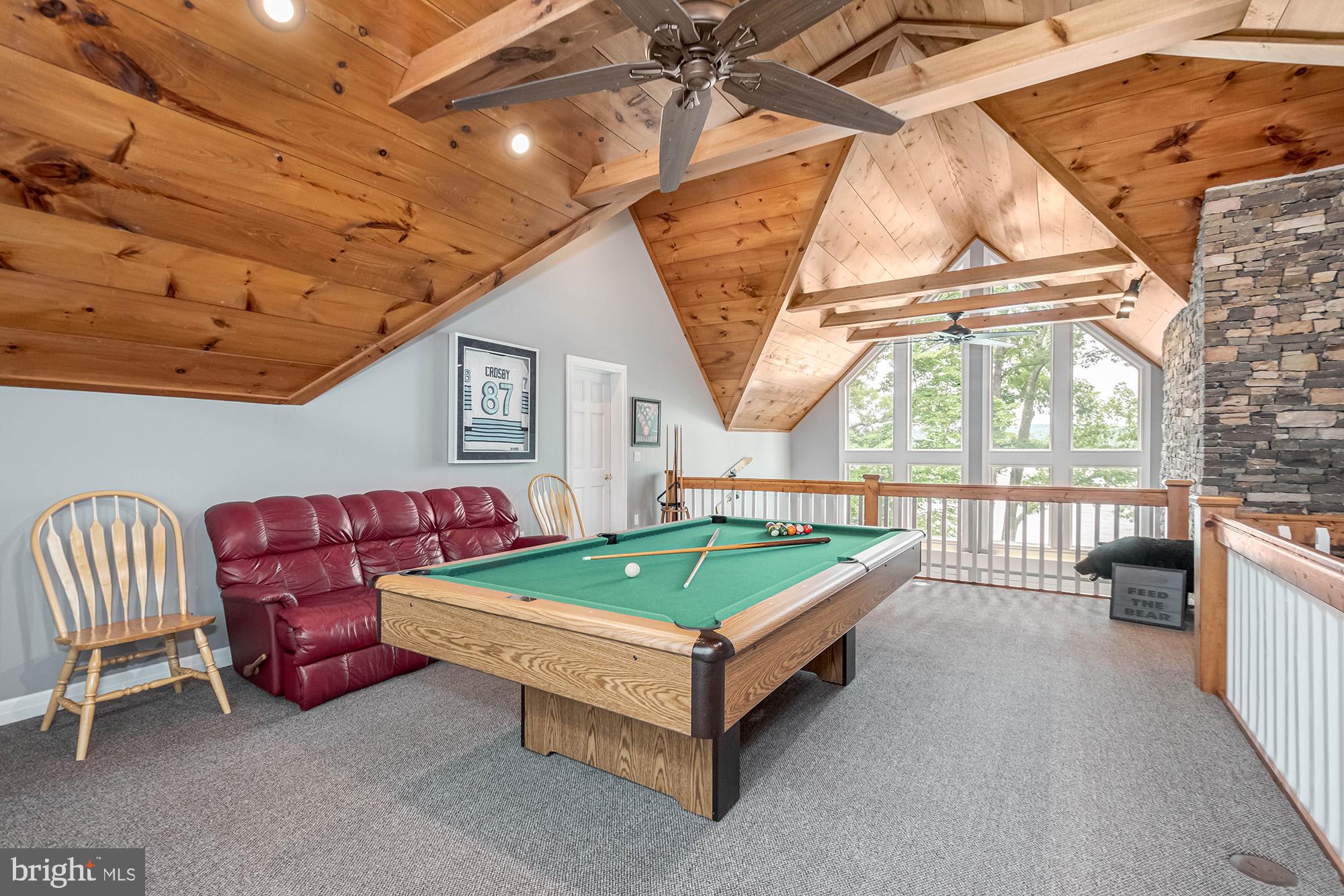 MEADOW MOUNTAIN - Residential