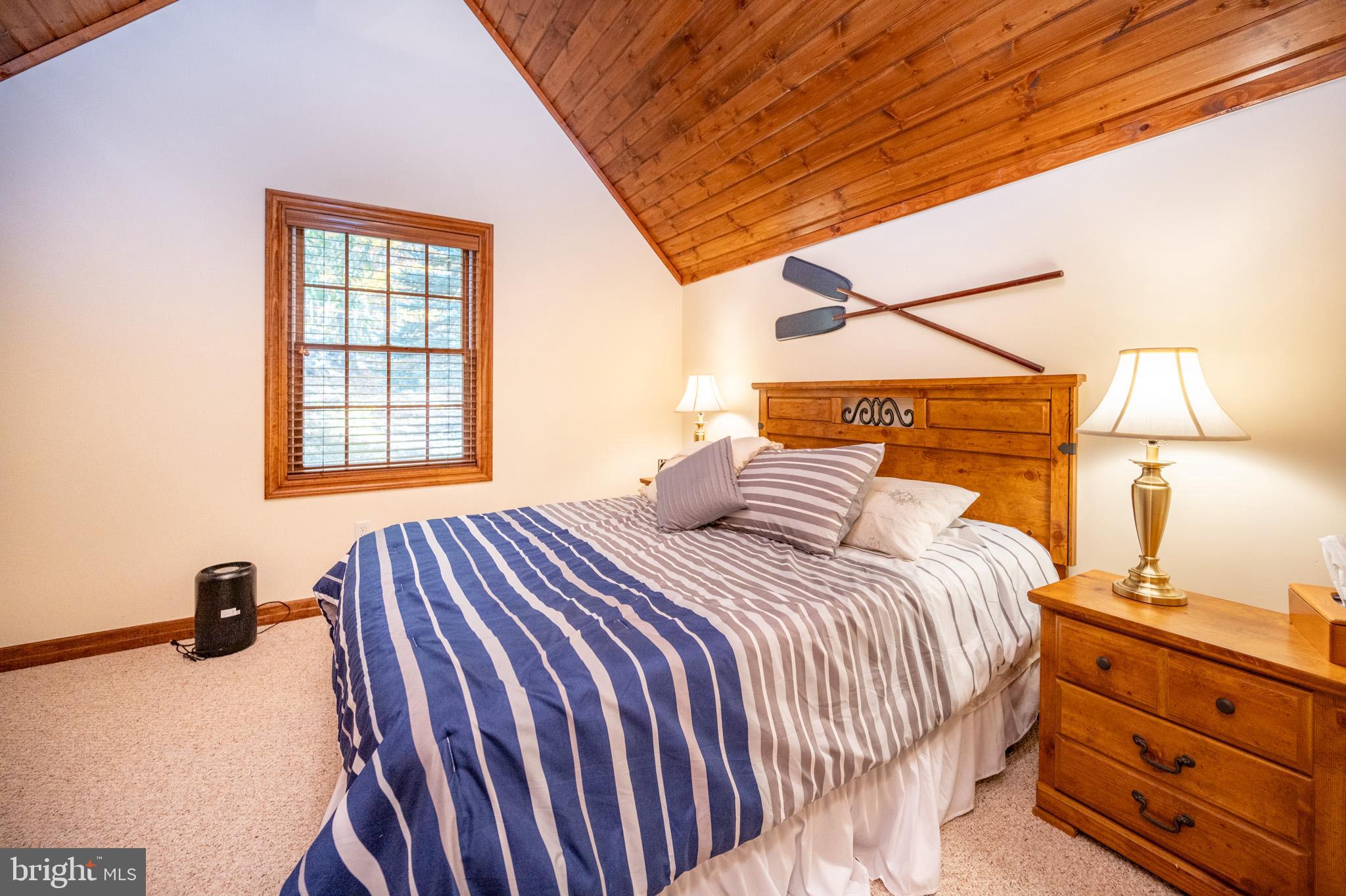 MEADOW MOUNTAIN - Residential