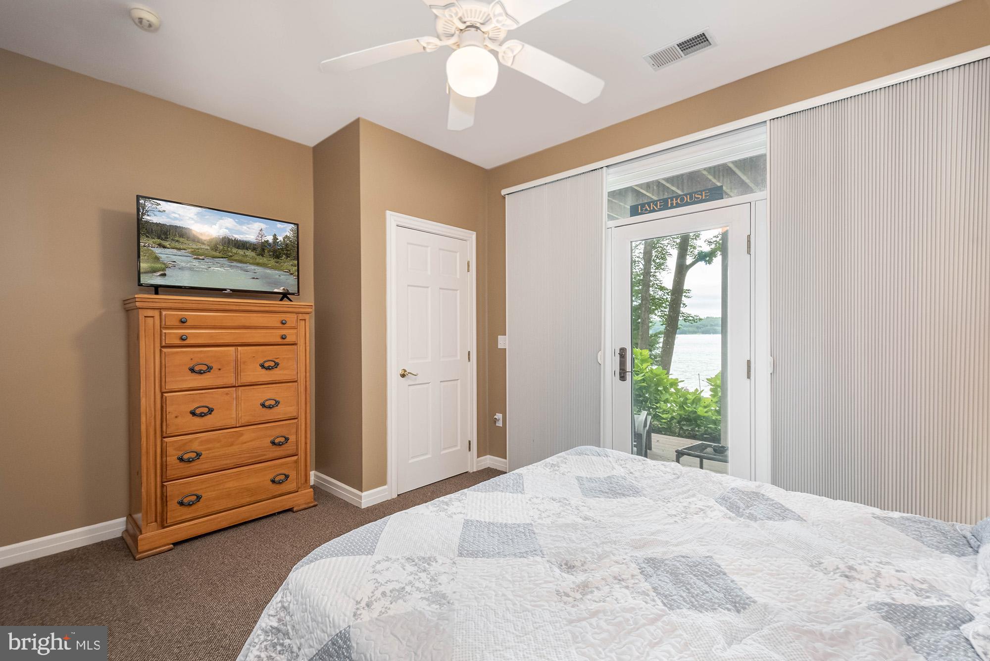 MEADOW MOUNTAIN - Residential