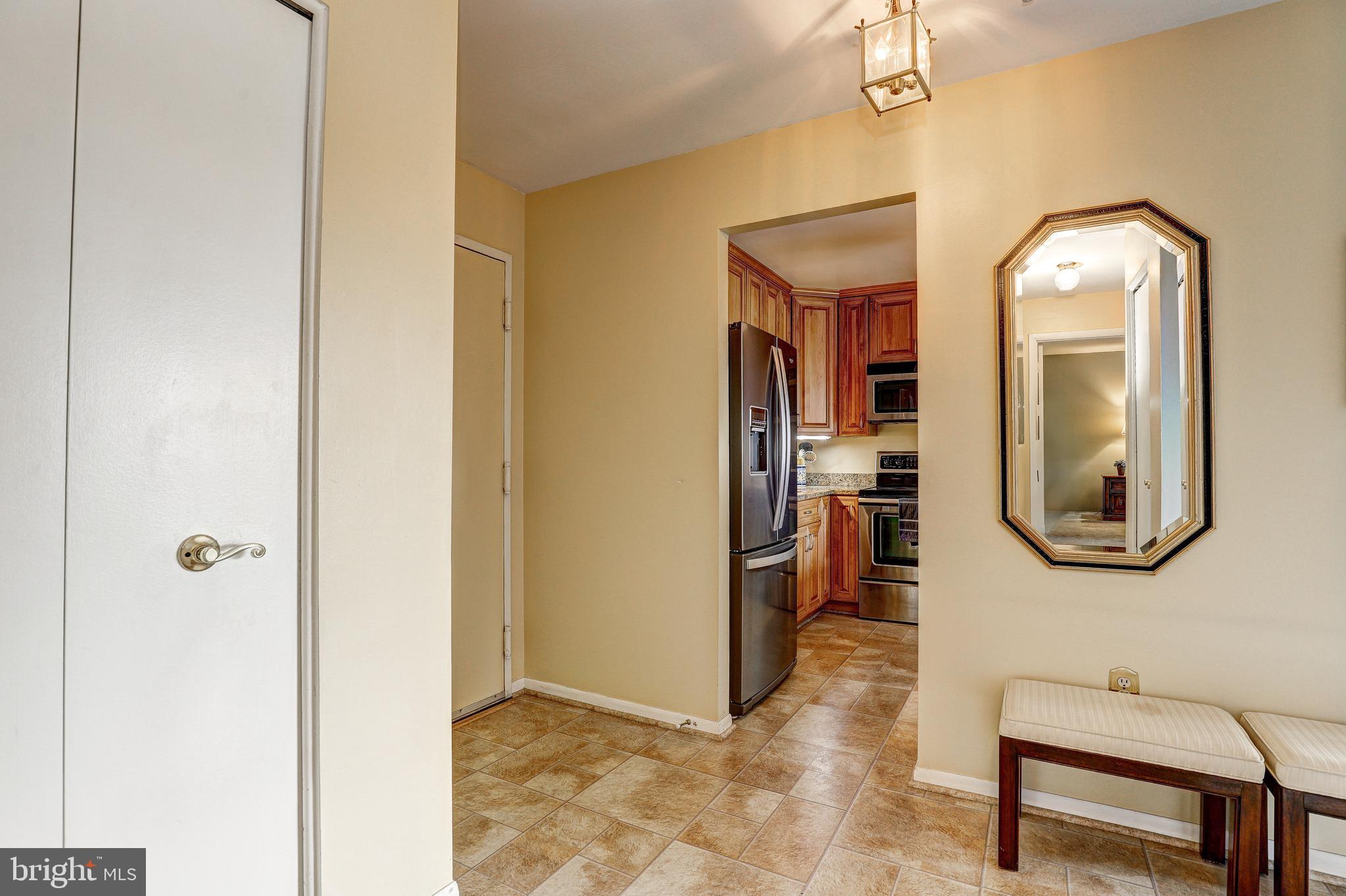 1 SMETON PLACE 1200