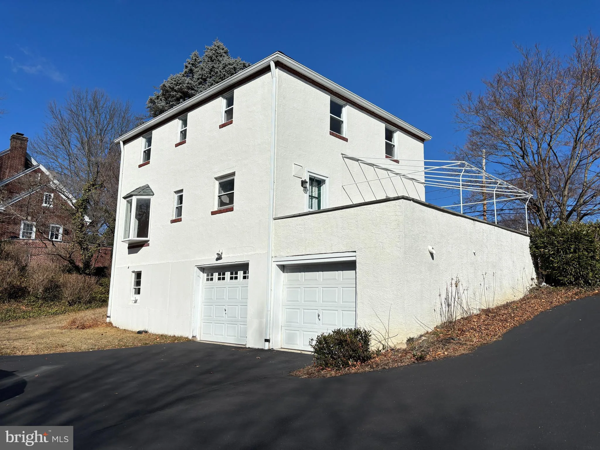 Wayne, Pennsylvania 19087, United States, 3 Bedrooms Bedrooms, ,3 BathroomsBathrooms,Residential,Pending,13587