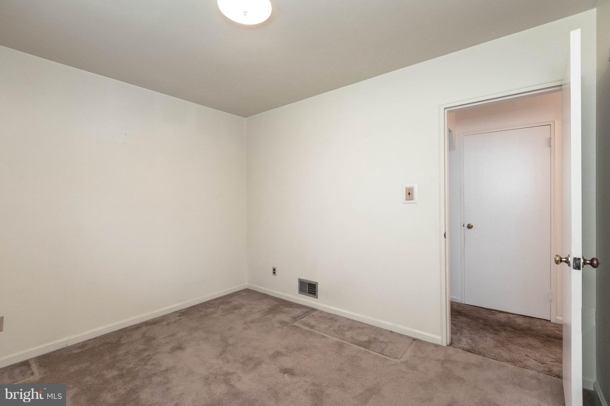 MARLOW HEIGHTS - Residential