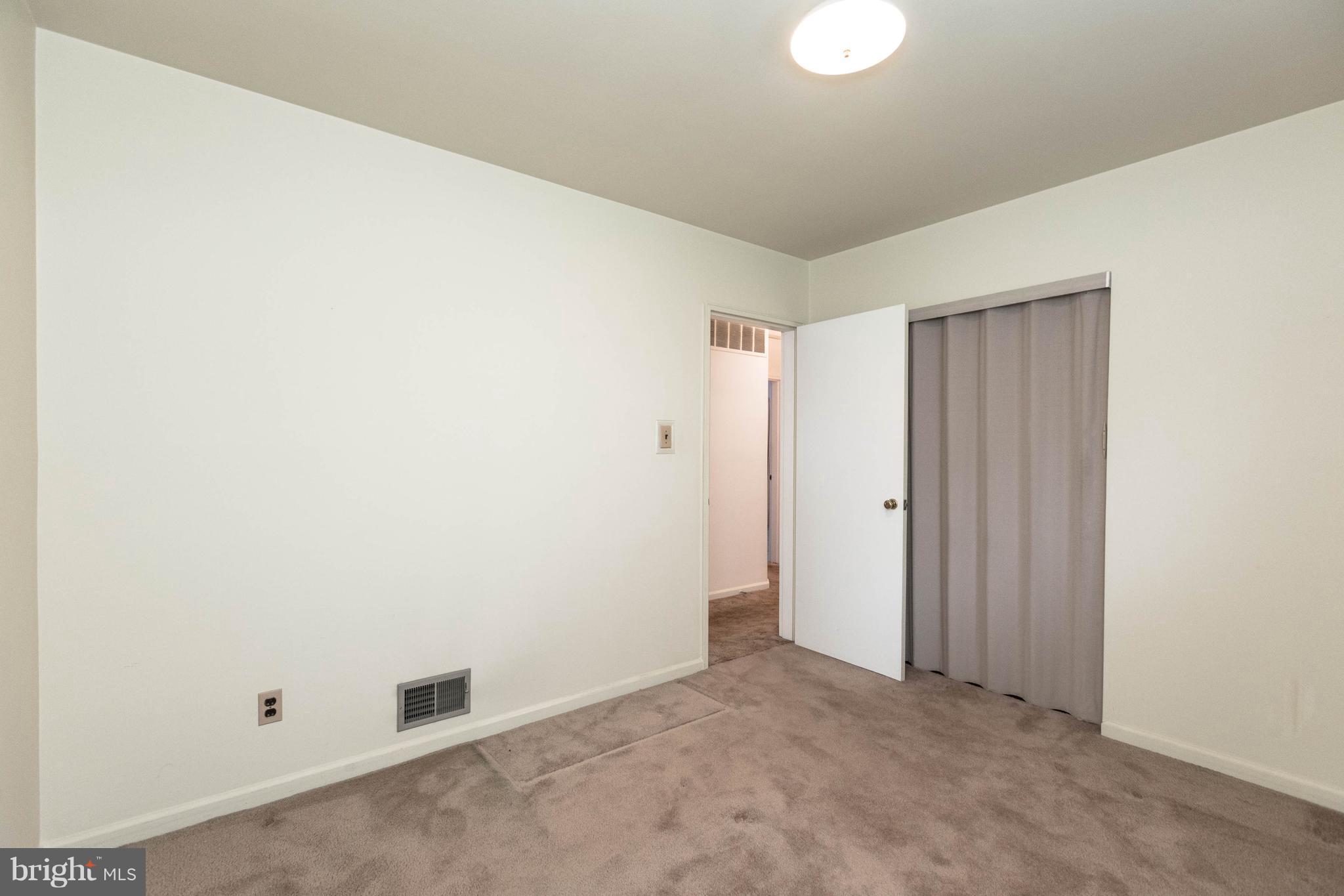 MARLOW HEIGHTS - Residential