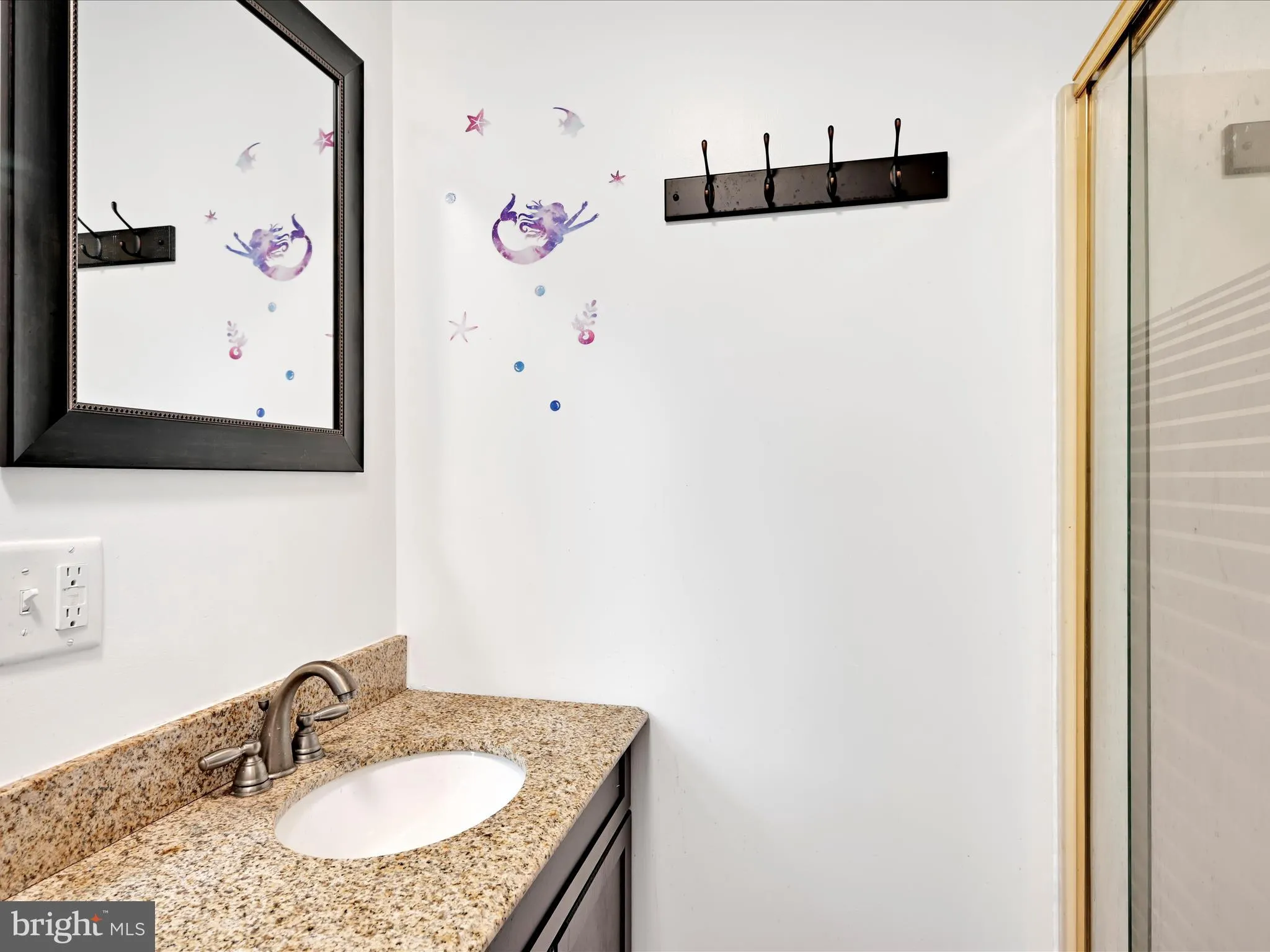 Auburn, Pennsylvania 17922, United States, 4 Bedrooms Bedrooms, ,4 BathroomsBathrooms,Residential,Active,141412