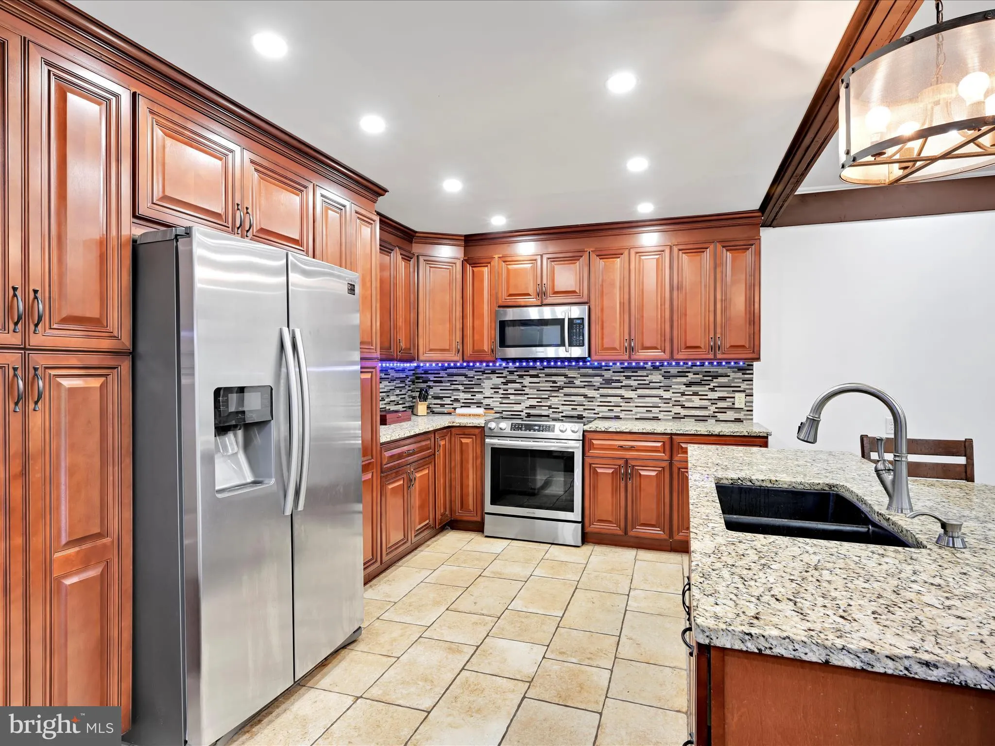 Auburn, Pennsylvania 17922, United States, 4 Bedrooms Bedrooms, ,4 BathroomsBathrooms,Residential,Active,141412