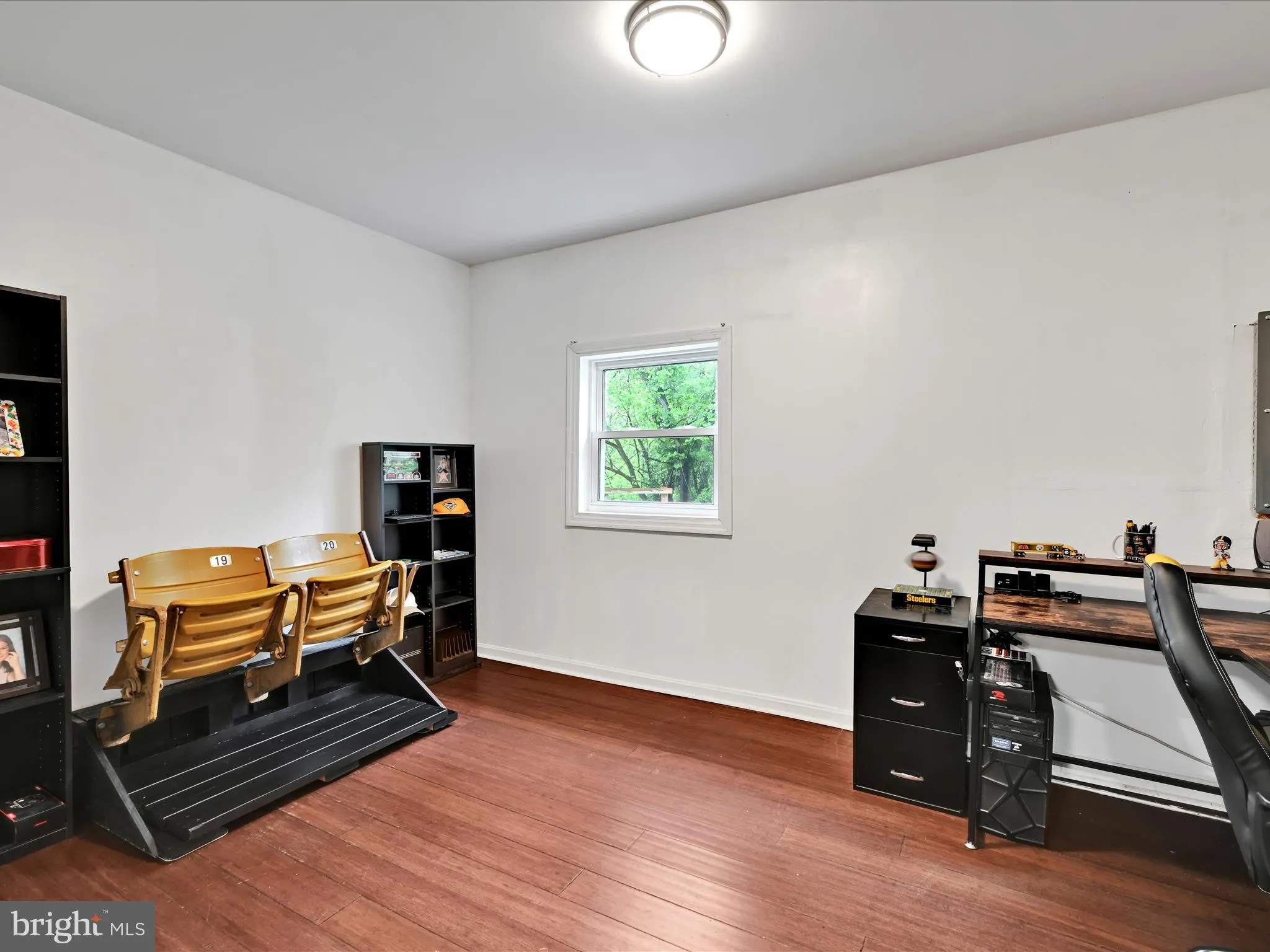 Auburn, Pennsylvania 17922, United States, 4 Bedrooms Bedrooms, ,4 BathroomsBathrooms,Residential,Active,141412