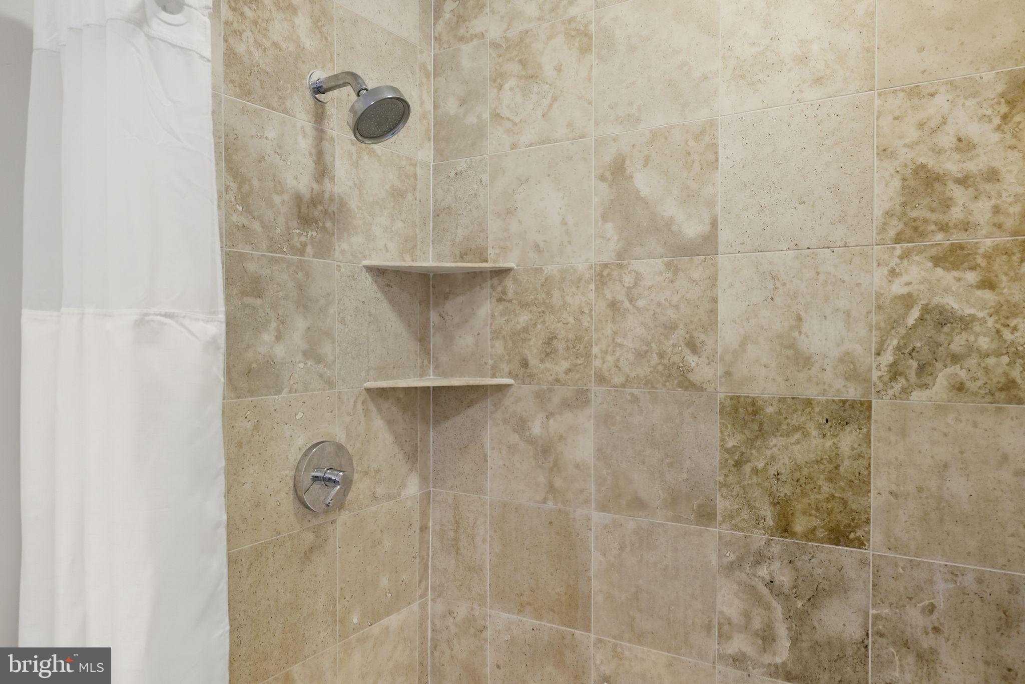 WESTLEE - Residential