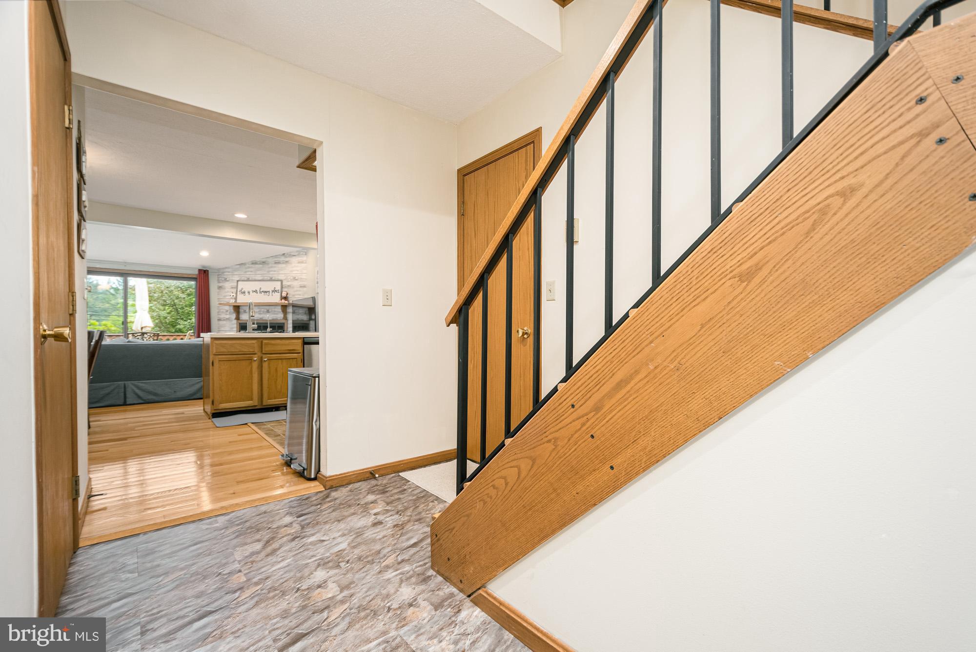 4 LAUREL BROOK DRIVE 4