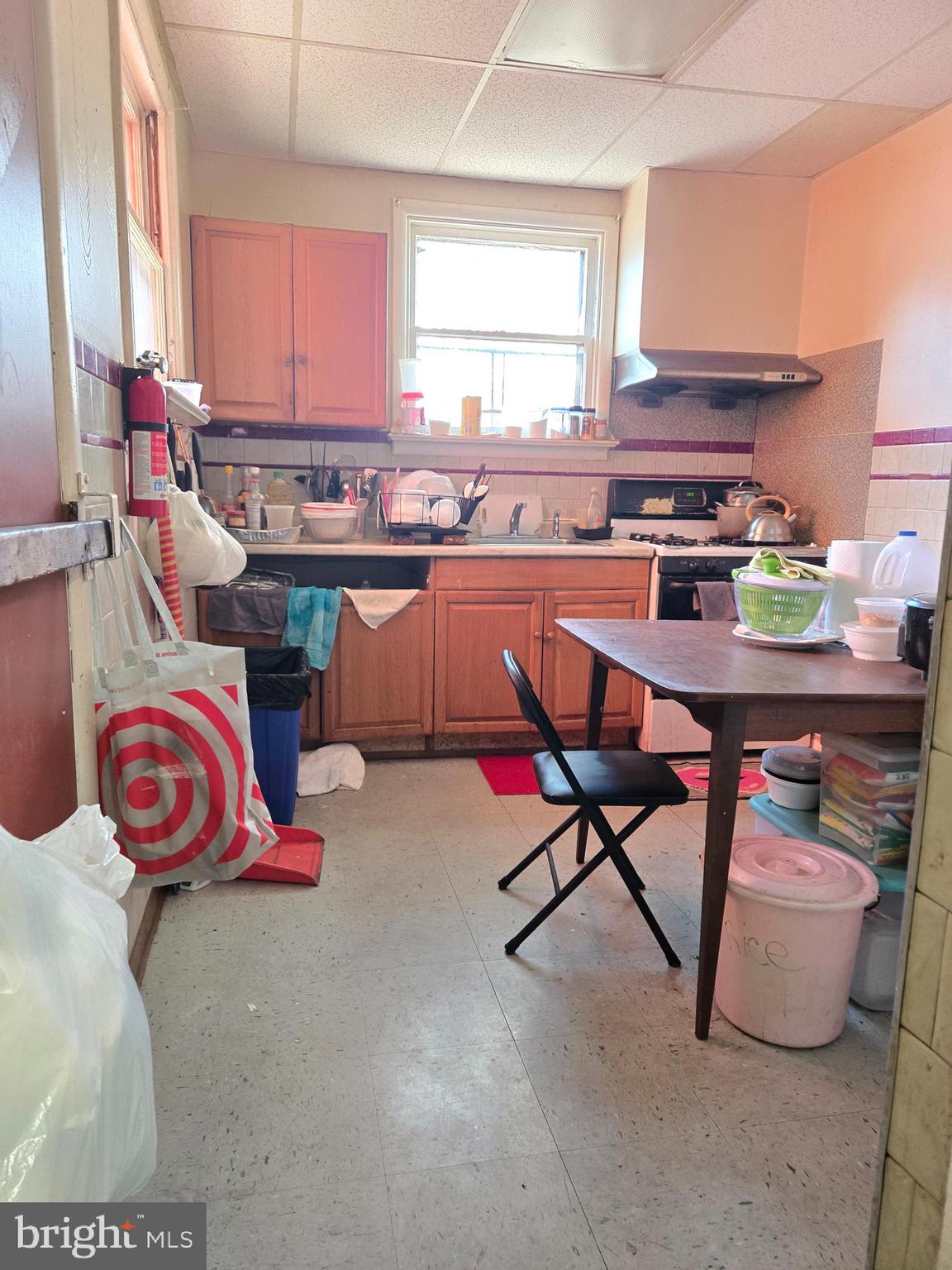 EAST KENSINGTON - Residential