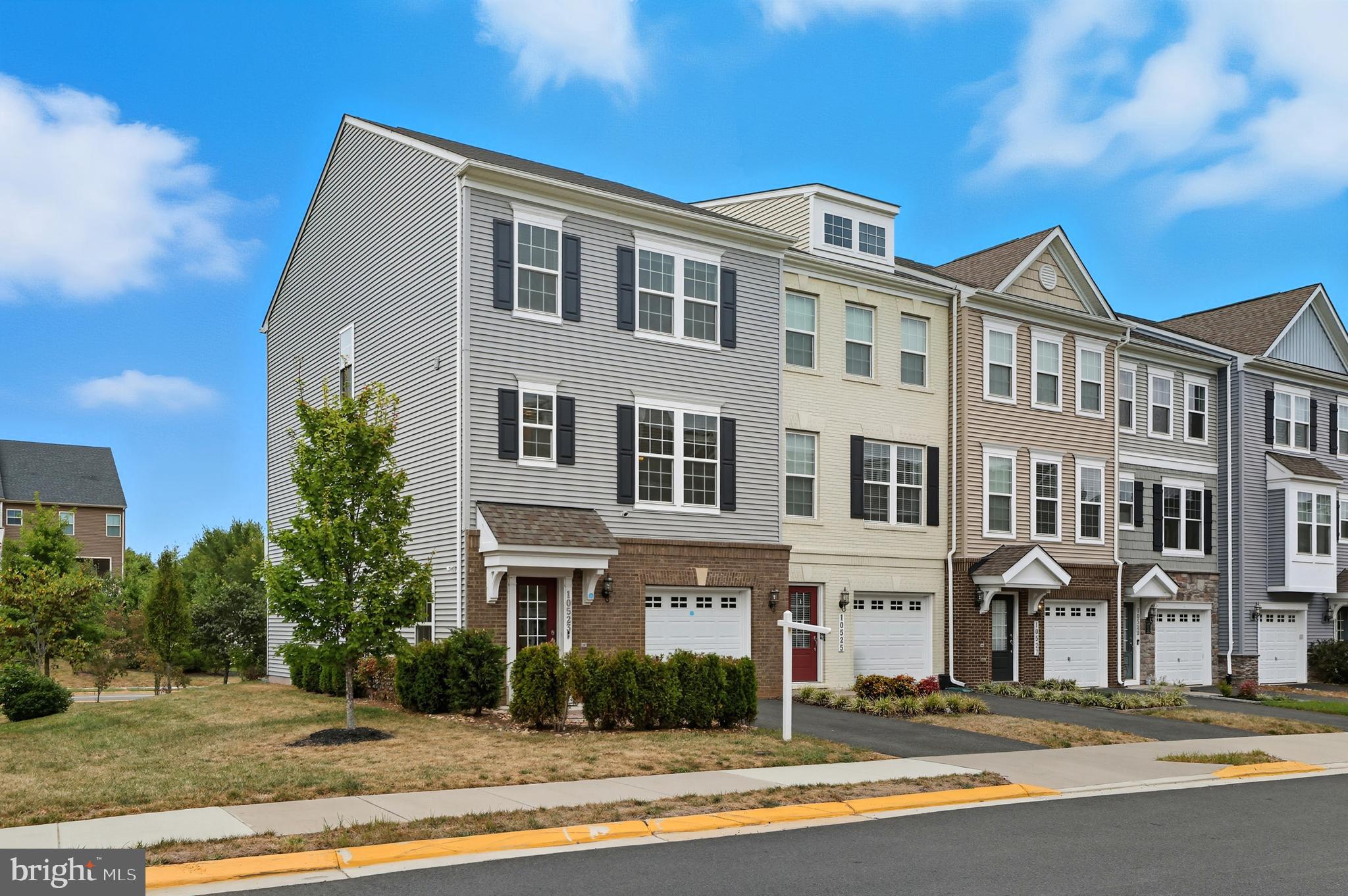 BRADLEY SQUARE - Residential Lease