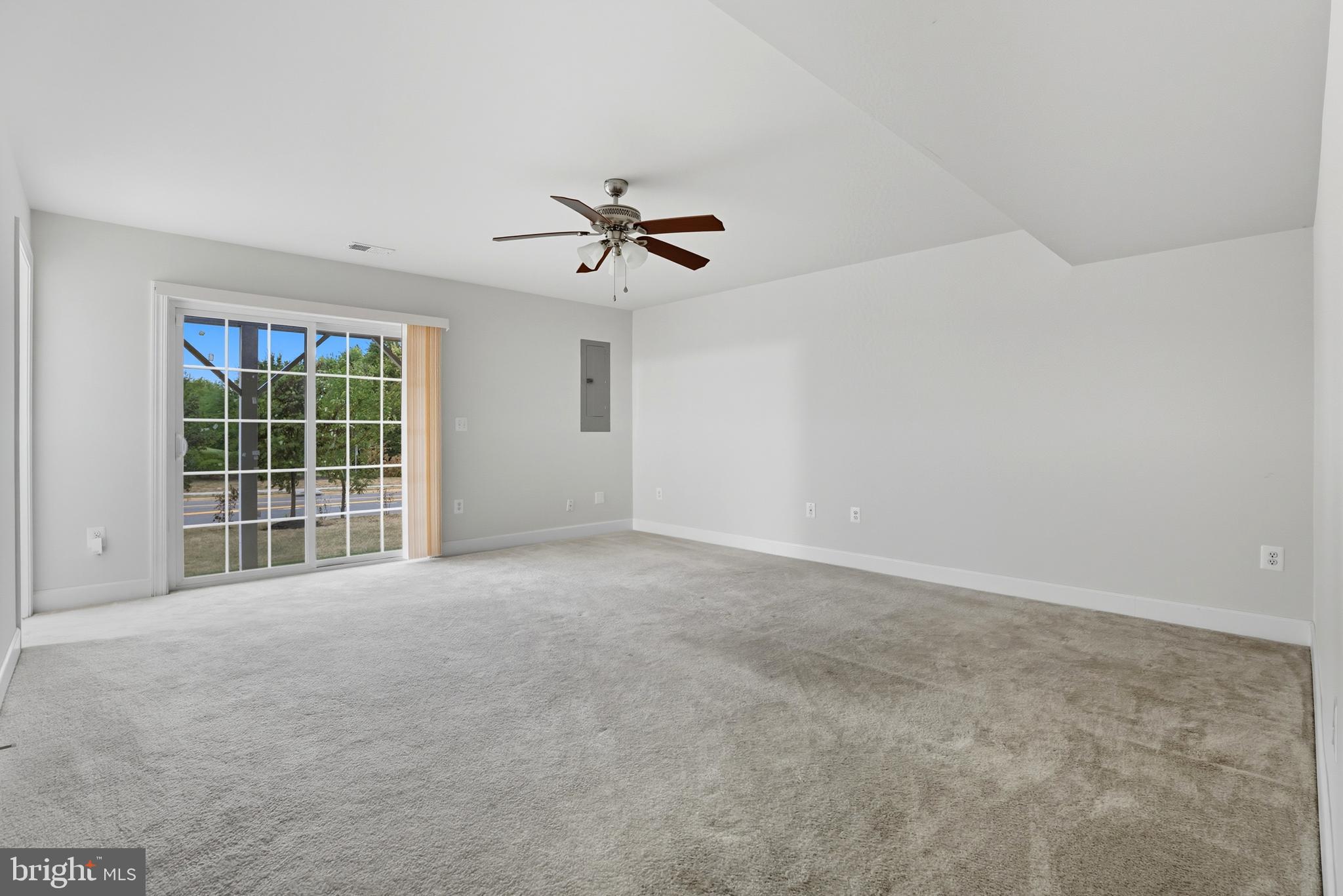 BRADLEY SQUARE - Residential Lease