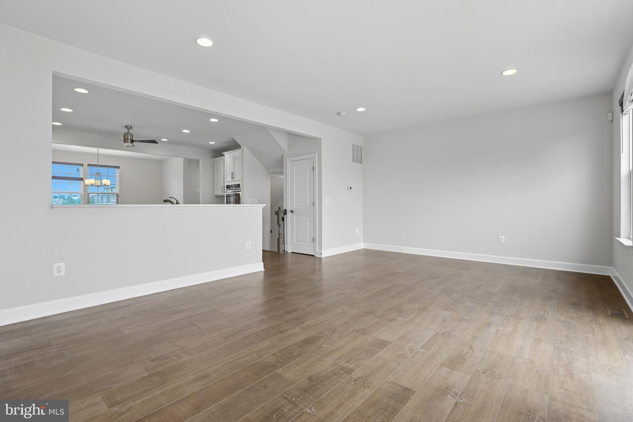 BRADLEY SQUARE - Residential Lease