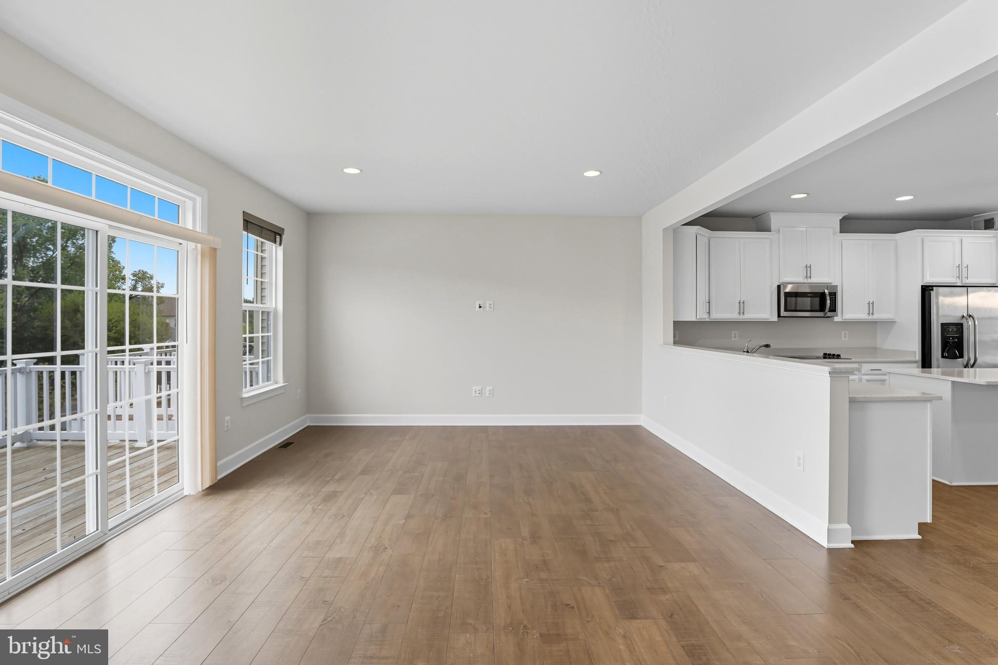 BRADLEY SQUARE - Residential Lease