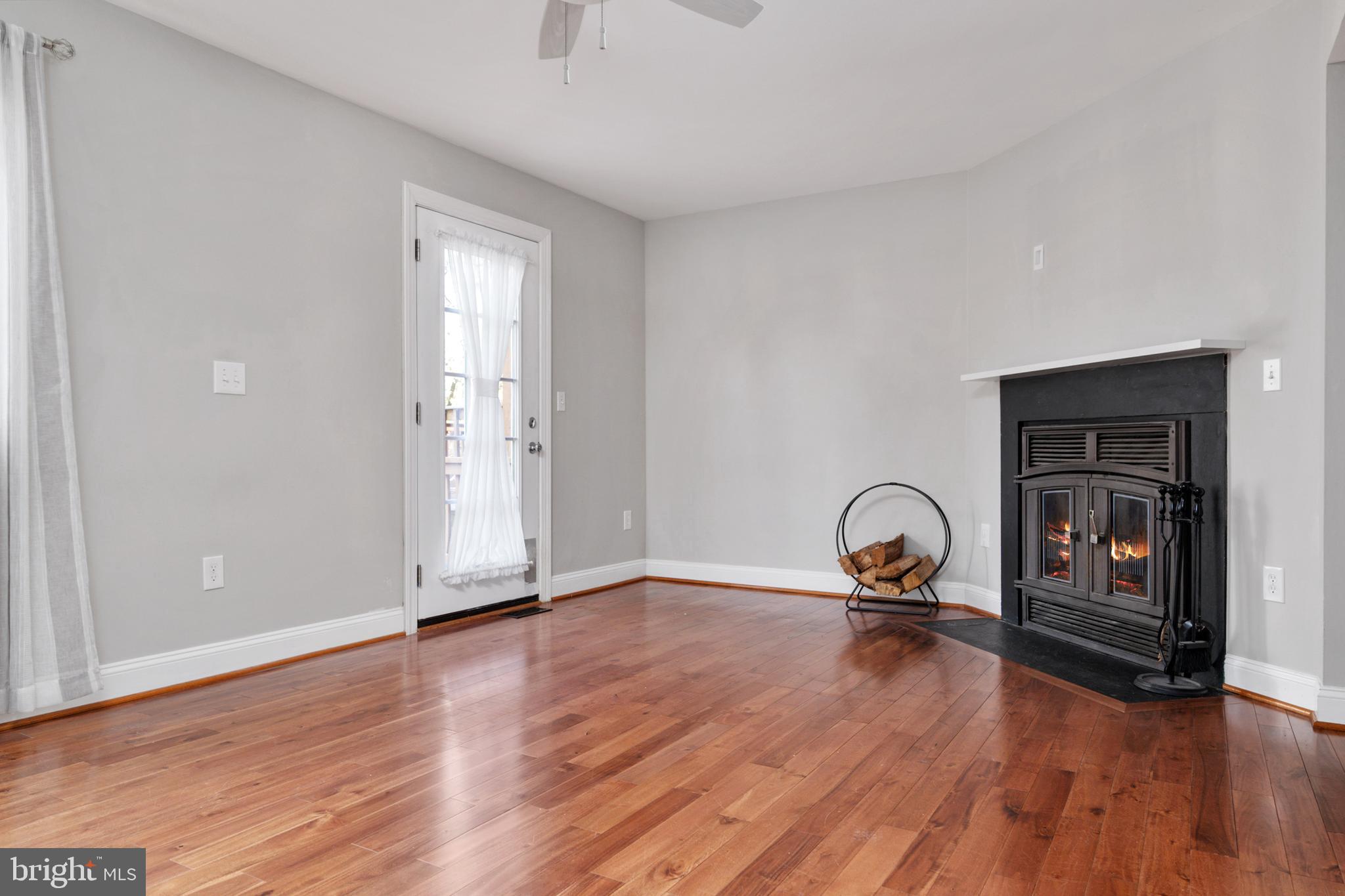 WALNUT RIDGE - Residential