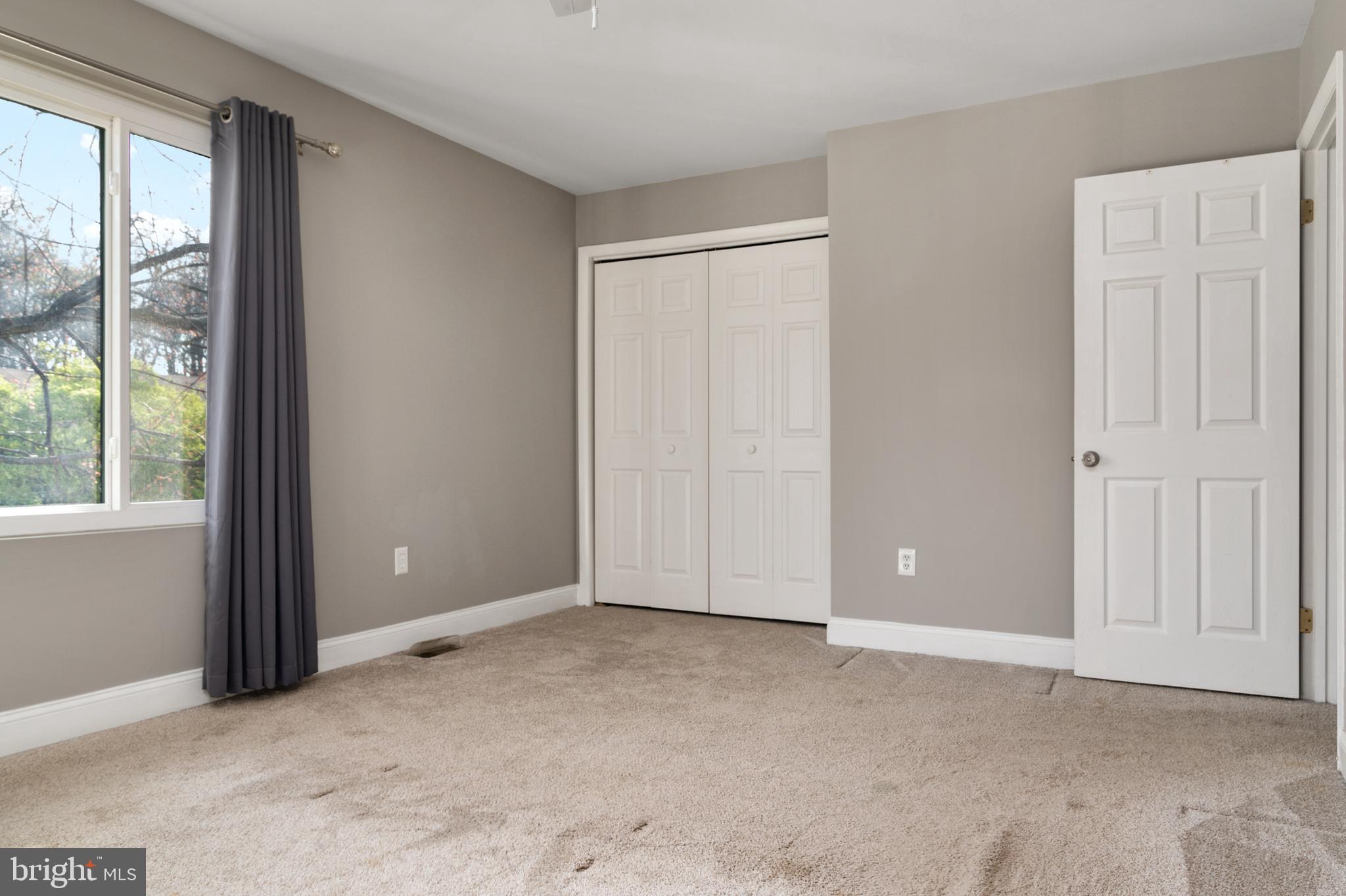 WALNUT RIDGE - Residential