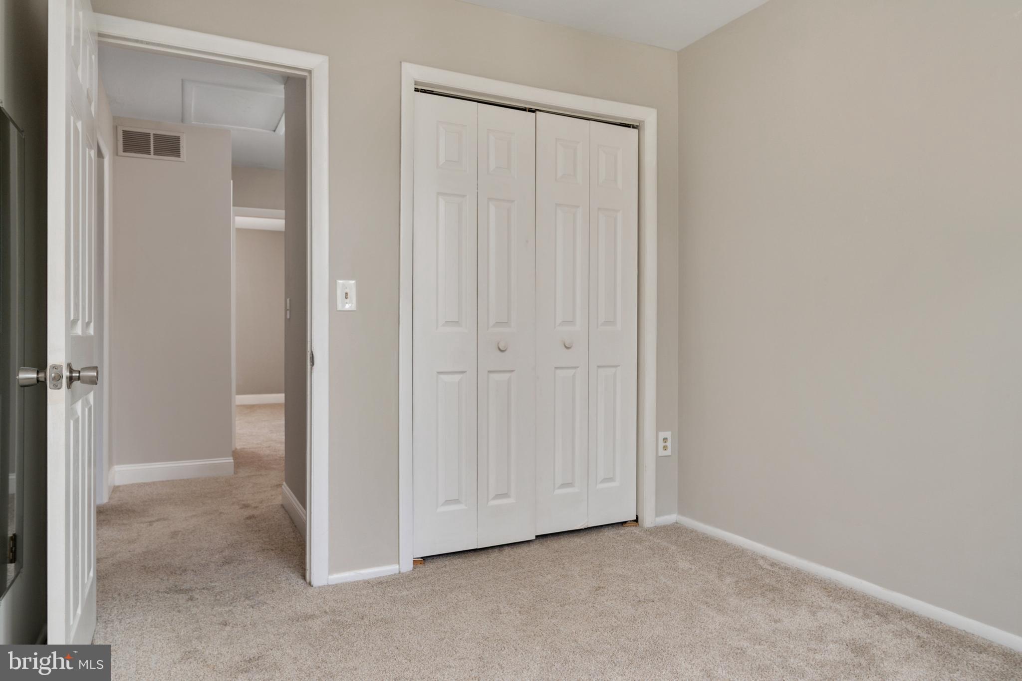 WALNUT RIDGE - Residential