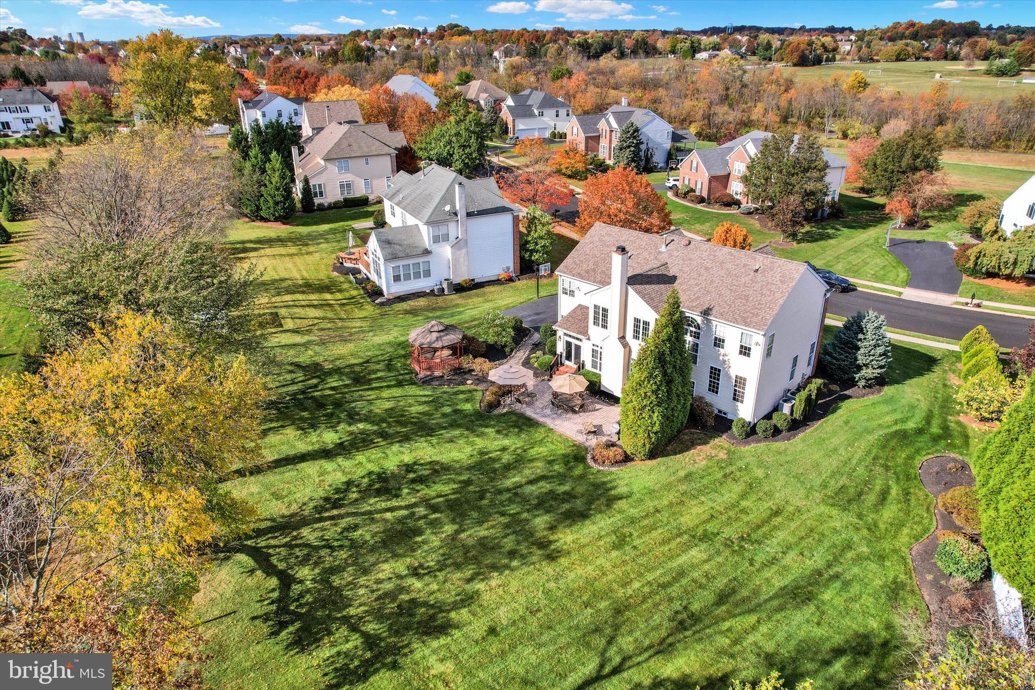 211 PAPERBIRCH DRIVE