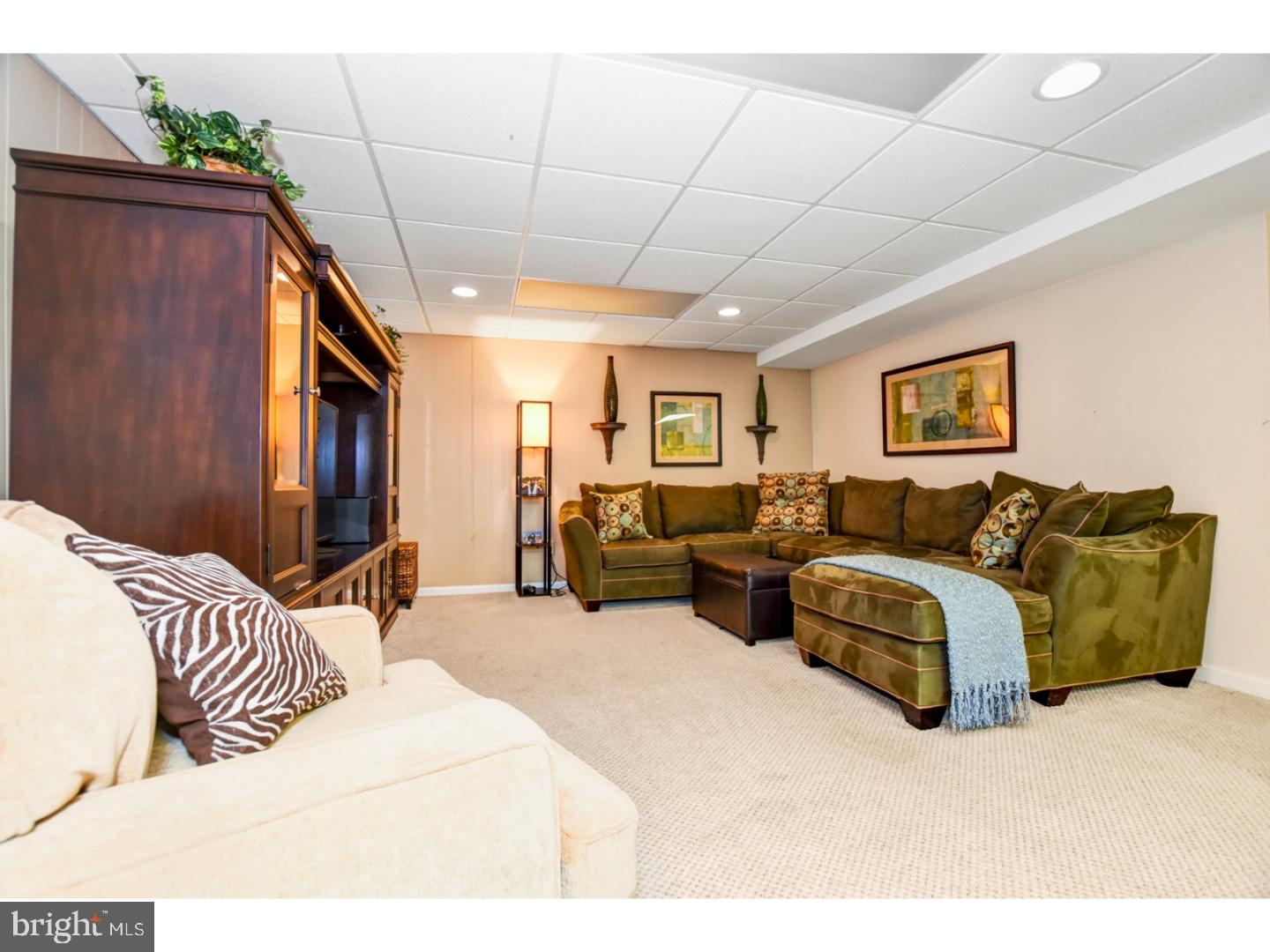SUNWOOD FARM - Residential