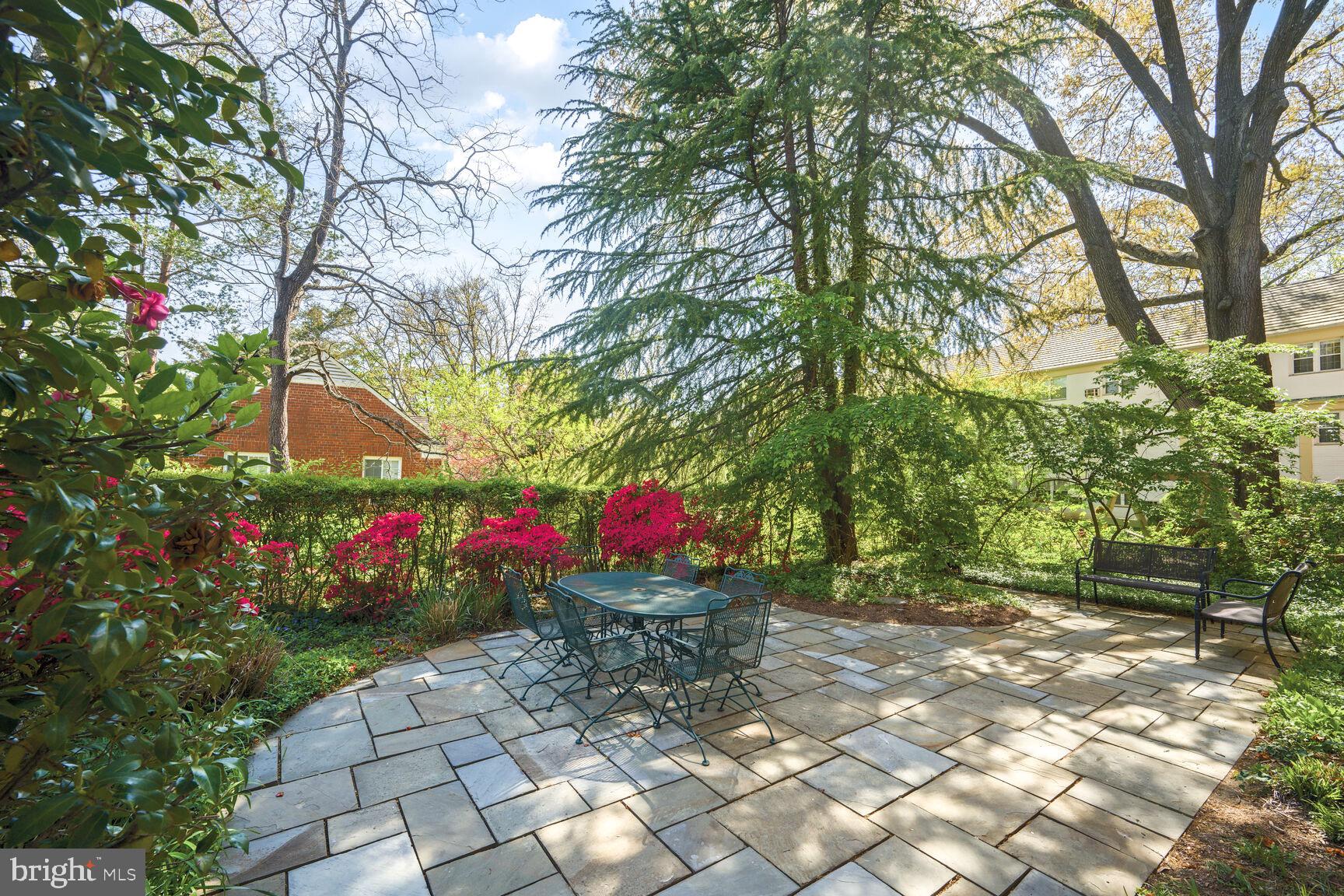 PARKFAIRFAX - Residential