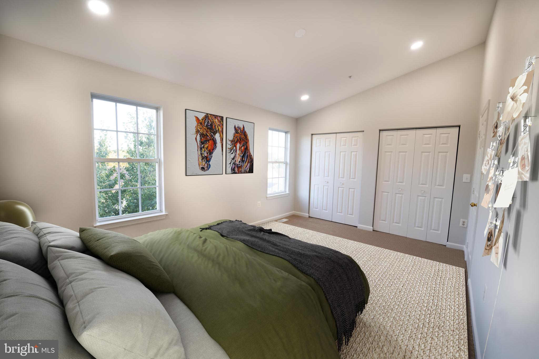 THOMPSON ESTATES - Residential