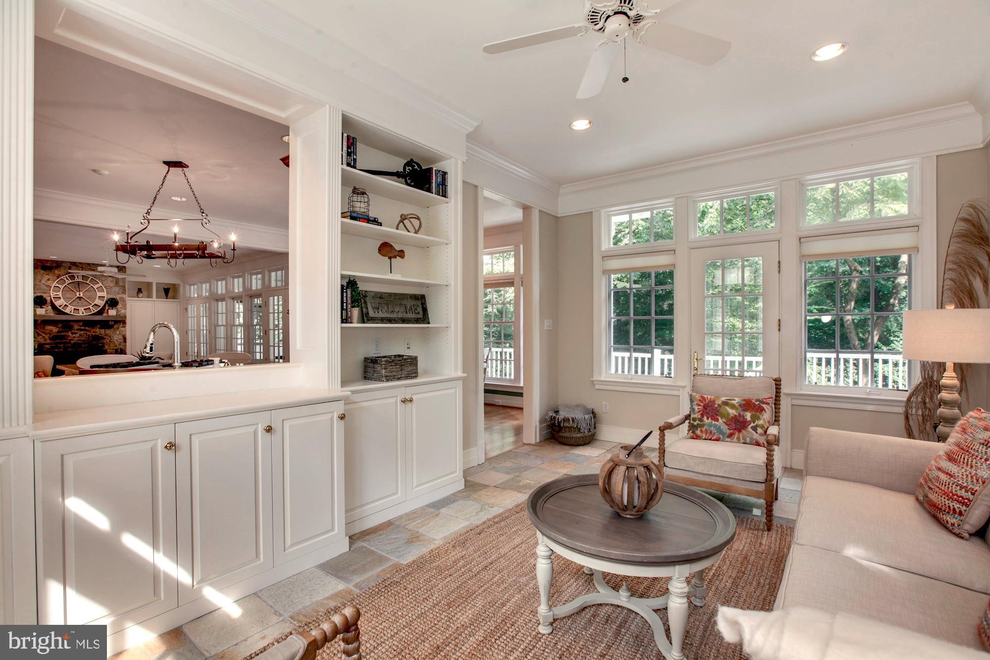 MERRY GO ROUND FARM - Residential