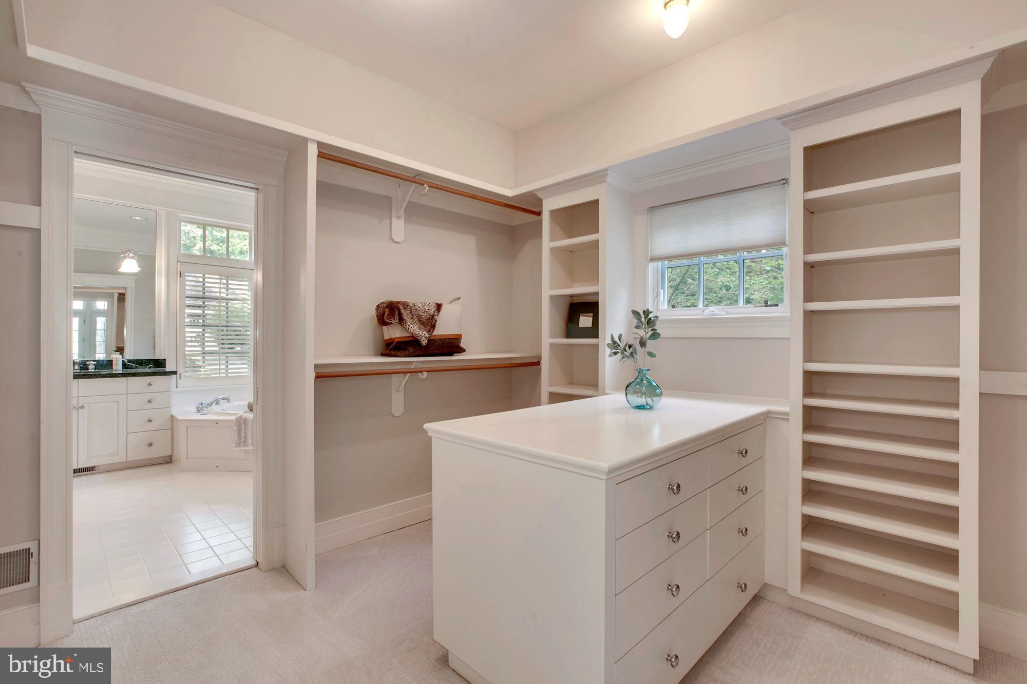 MERRY GO ROUND FARM - Residential