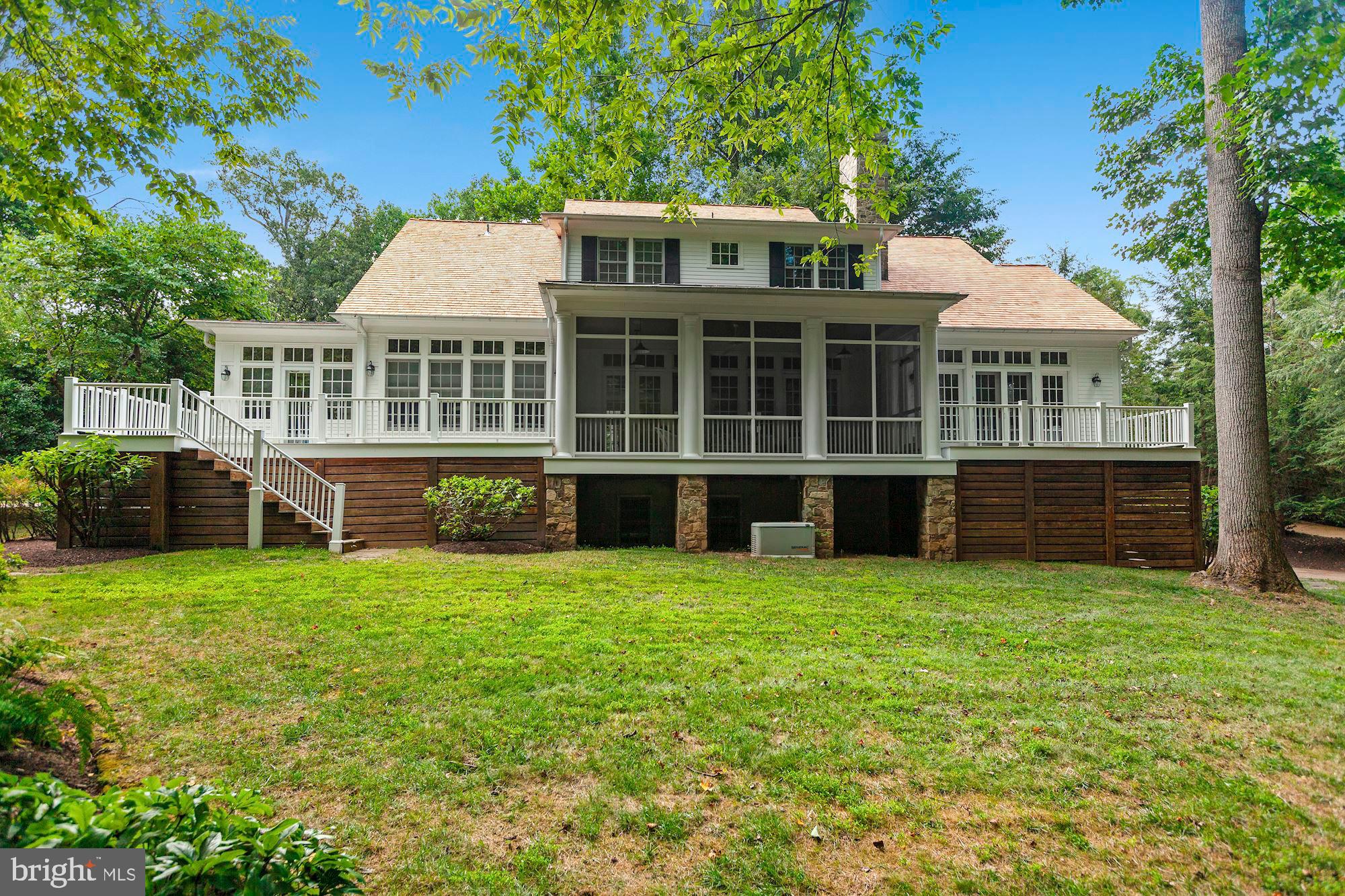 MERRY GO ROUND FARM - Residential