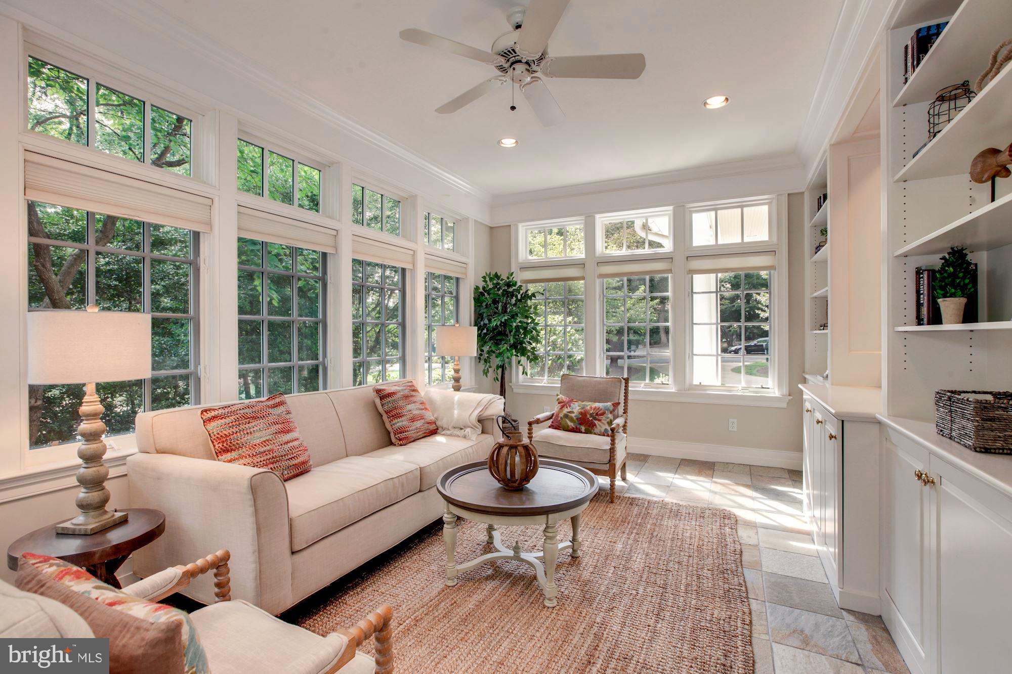 MERRY GO ROUND FARM - Residential