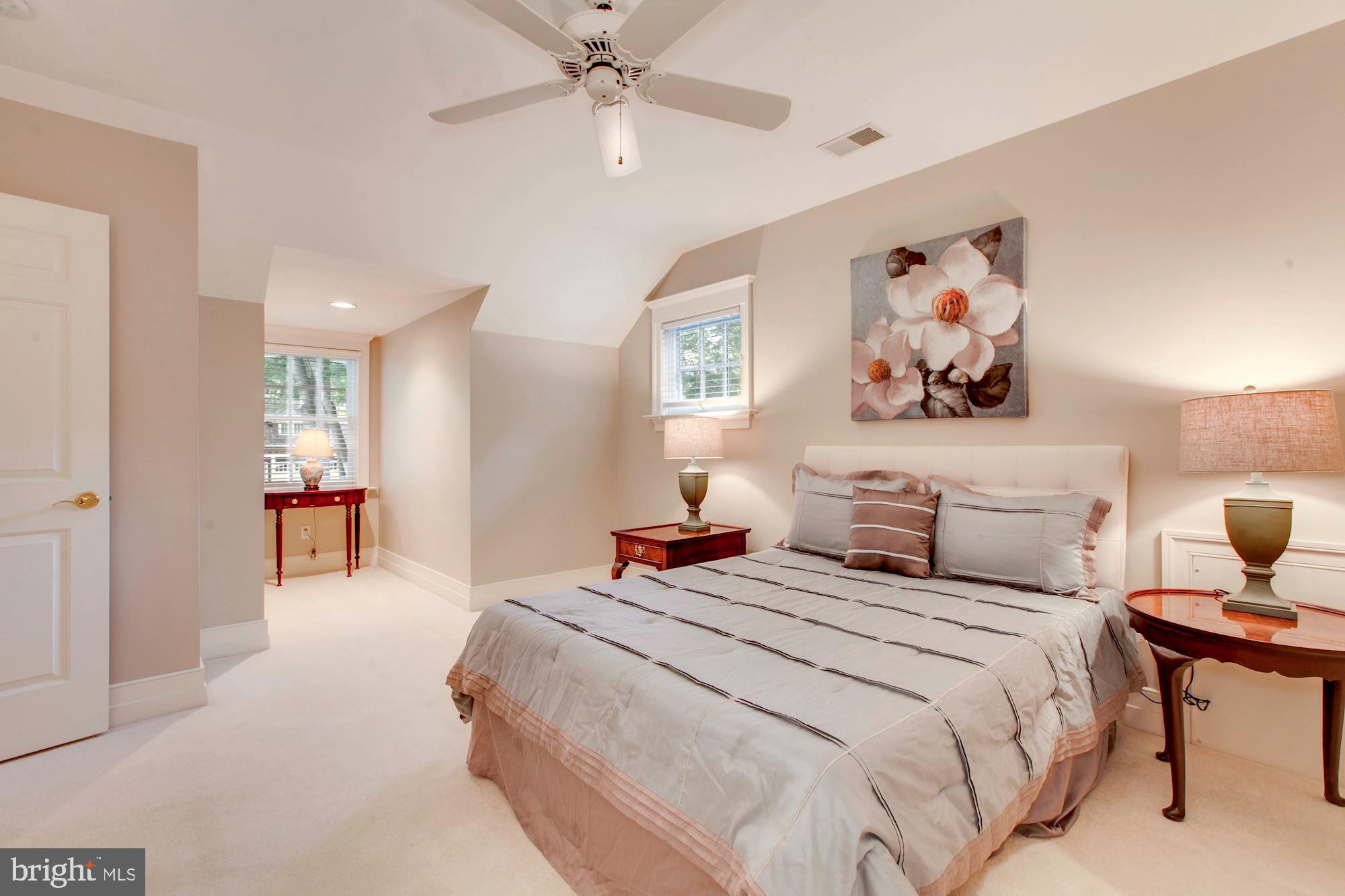 MERRY GO ROUND FARM - Residential