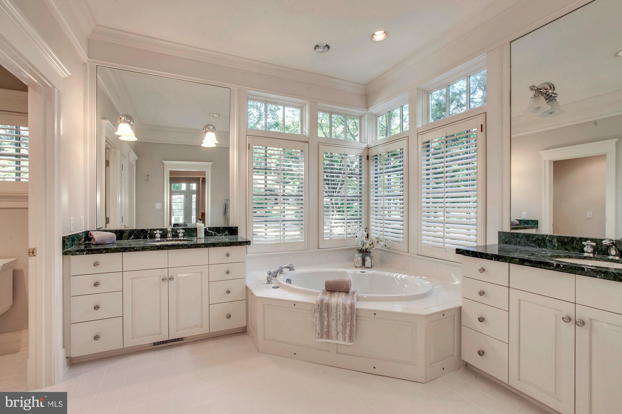 MERRY GO ROUND FARM - Residential