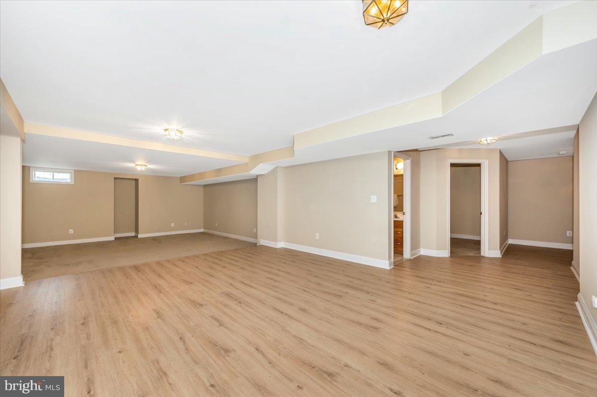 CLOPPERS MILL WEST - Residential