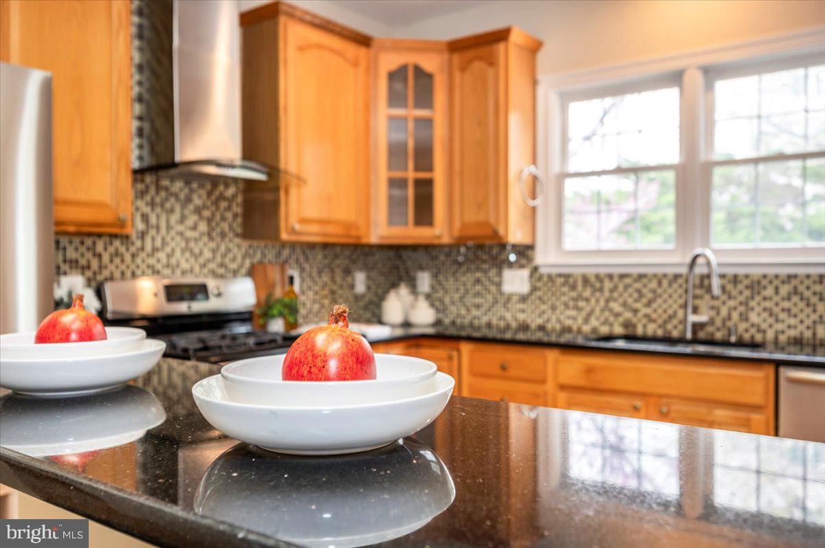 CLOPPERS MILL WEST - Residential