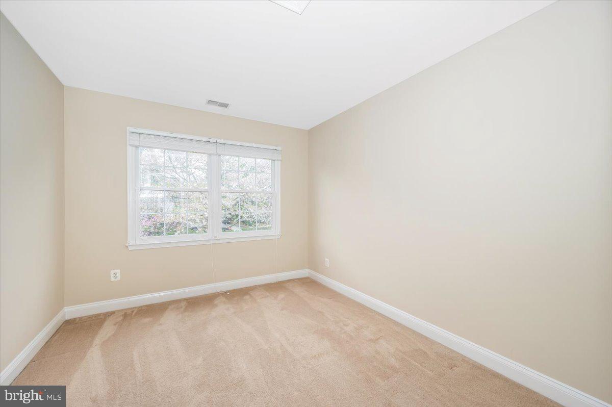 CLOPPERS MILL WEST - Residential