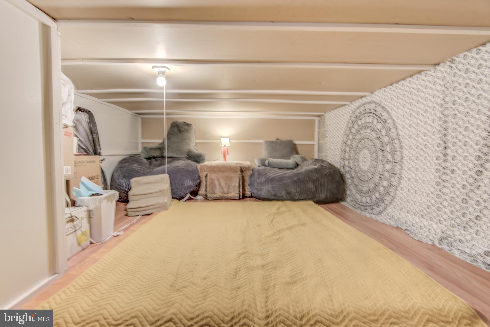 MCLEAN PARK MANOR - Residential